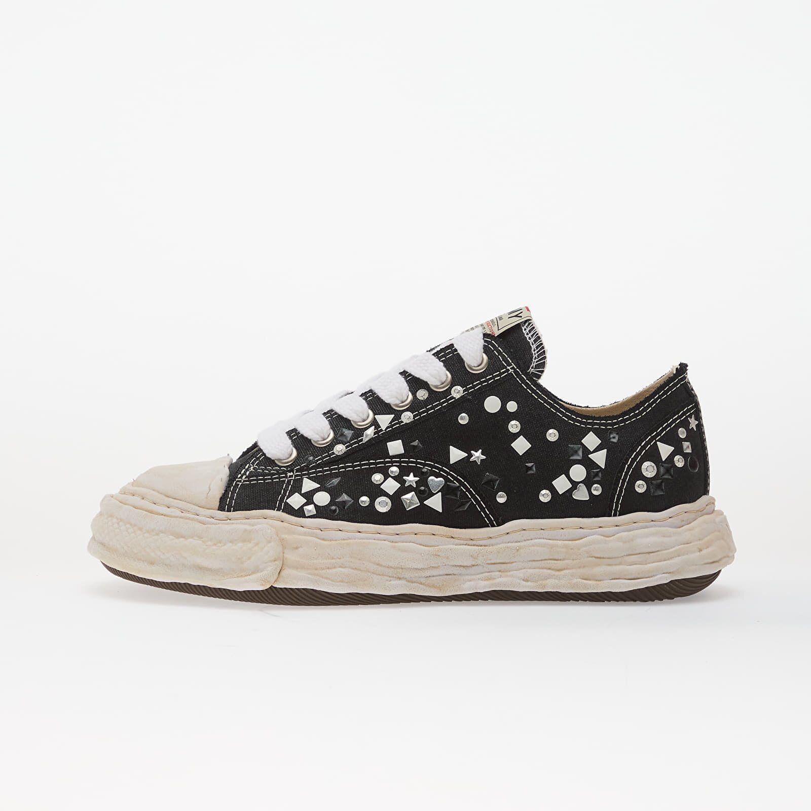 Maison MIHARA YASUHIRO (MMY) Сникърси Ptsn23 Embellished Sneaker Black