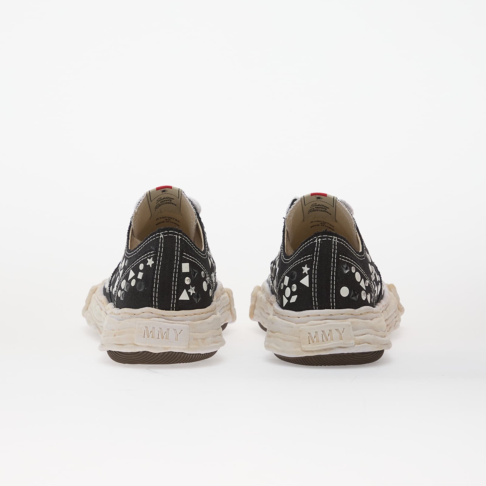 Maison MIHARA YASUHIRO (MMY) Сникърси Ptsn23 Embellished Sneaker Black