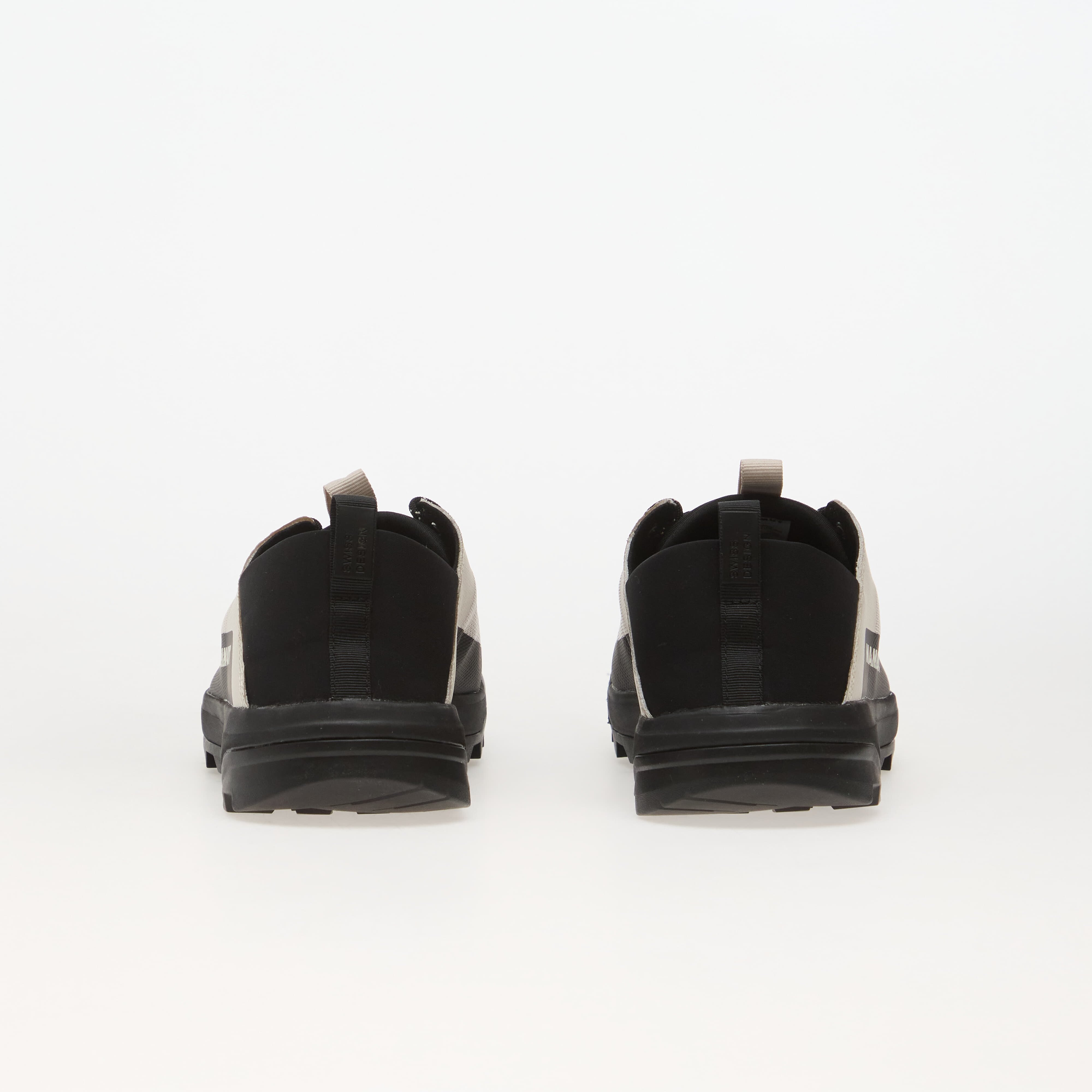 Mammut Сникърси Alnasca Belay Low Moonbeam/ Black