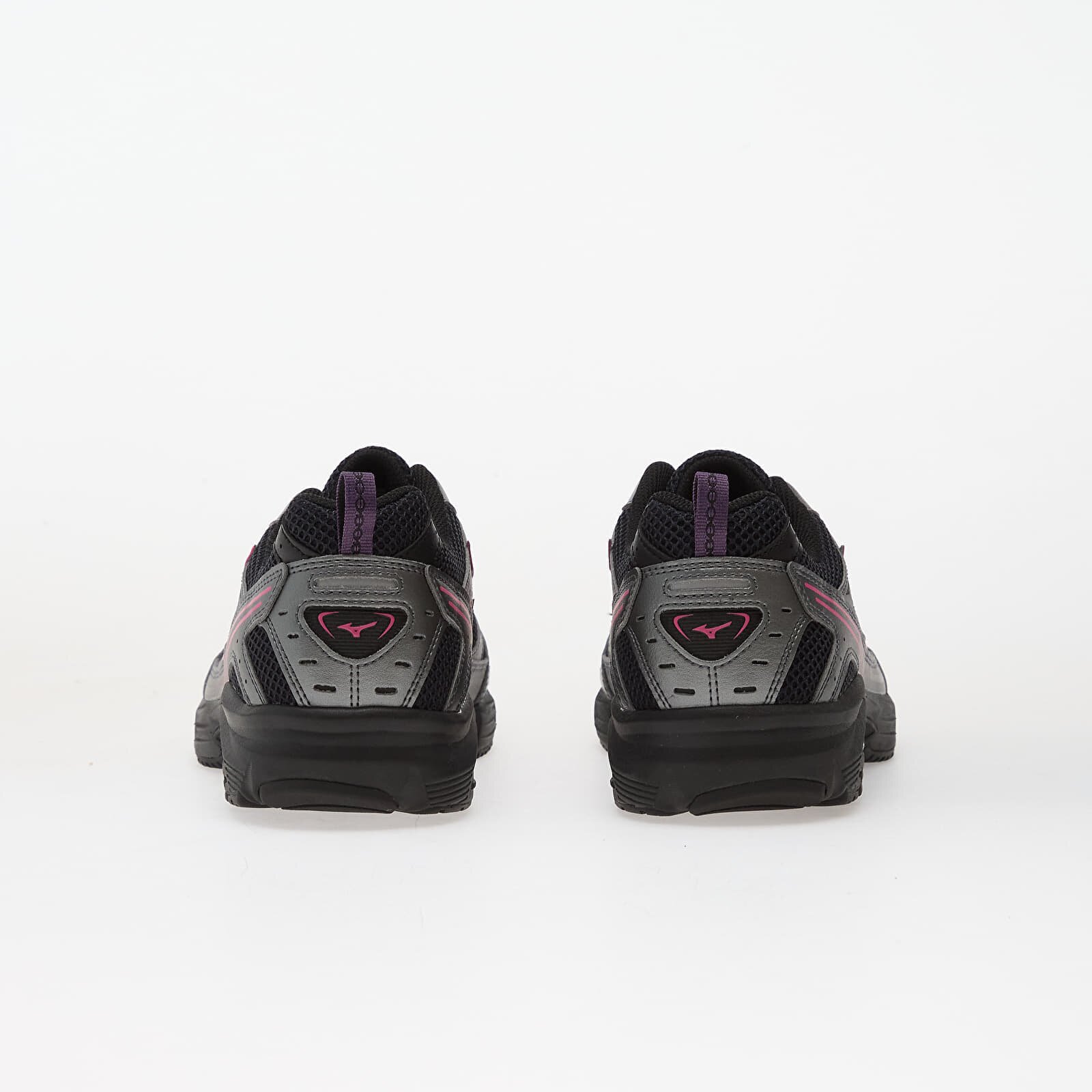 Mizuno Сникърси MXR (U) Salute/ Fuchsia Purple/ Metallic