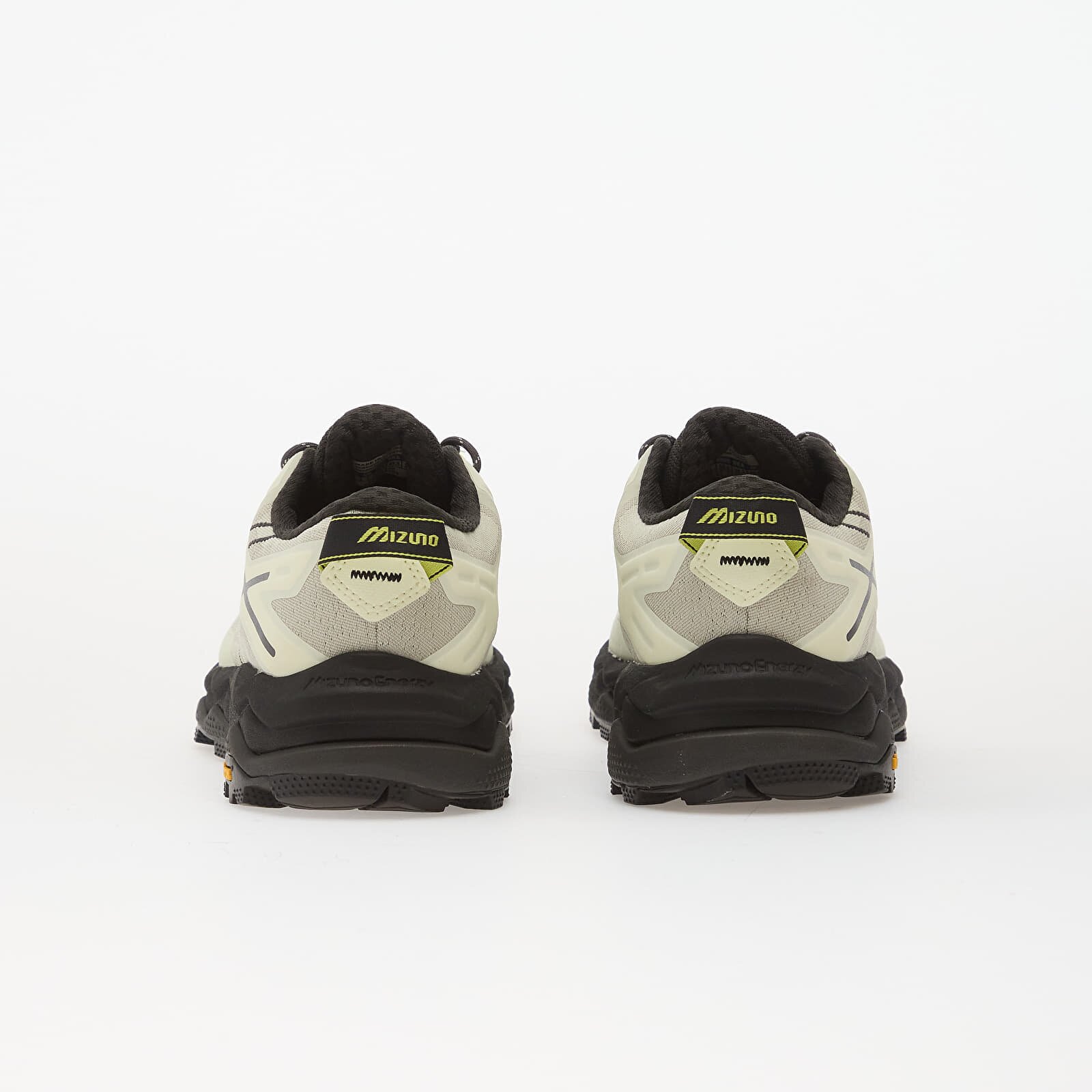 Mizuno Сникърси Wave Mujin Ls Gtx (U) Silver Birch/ Black/ Sylvan Gree
