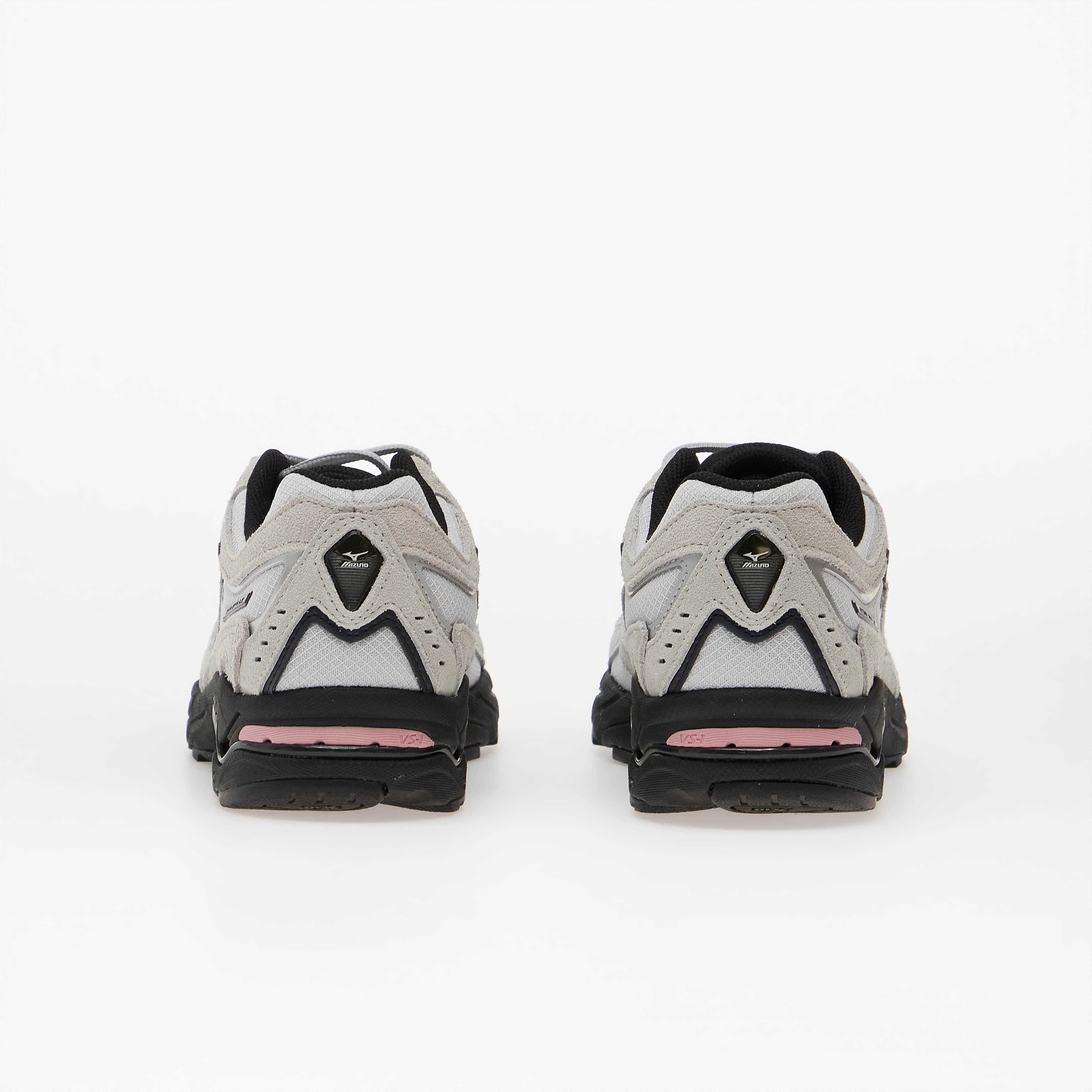 Mizuno Сникърси Wave Mustang LS Suede Cloudscape/ Quiet Shade/ Zephyr