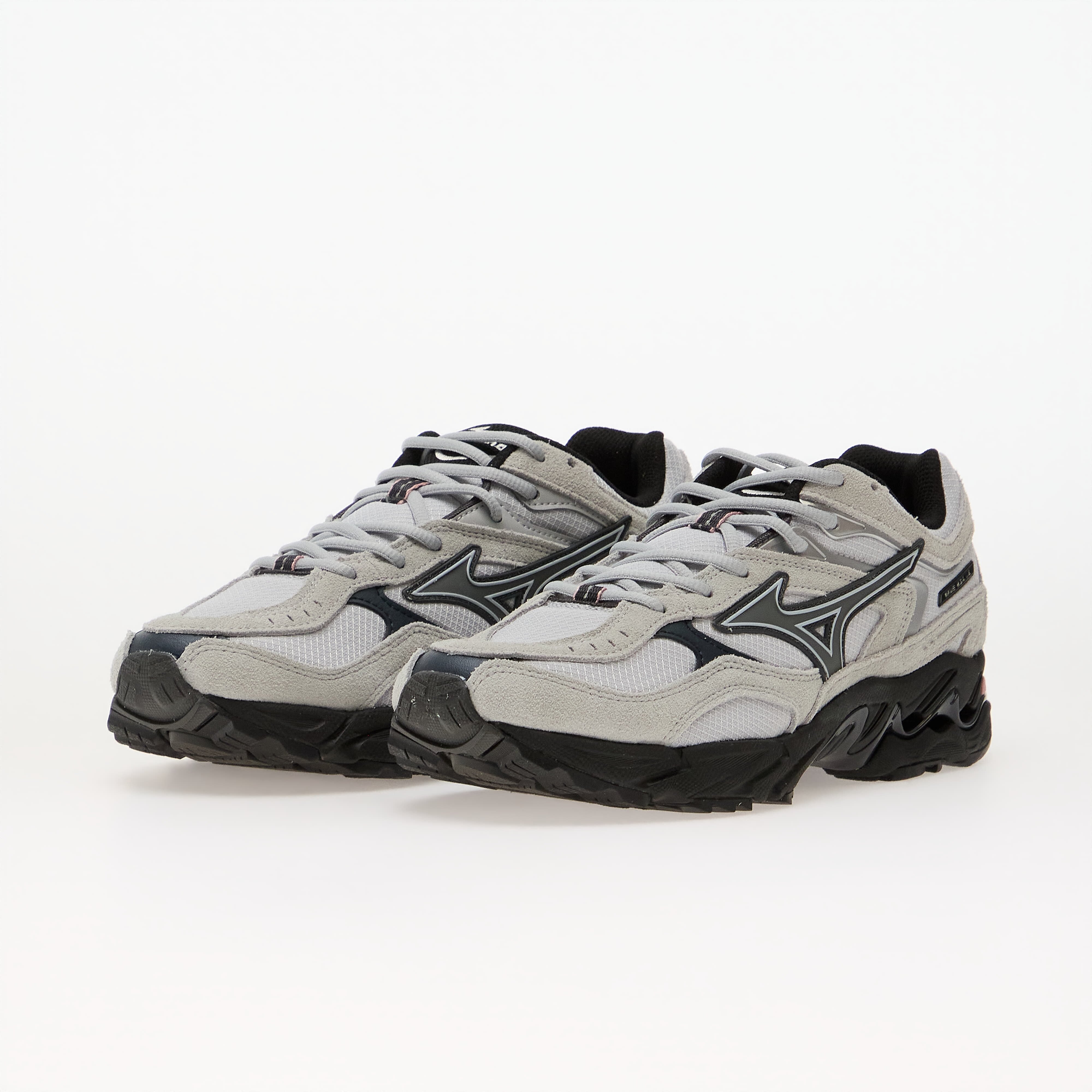 Mizuno Сникърси Wave Mustang LS Suede Cloudscape/ Quiet Shade/ Zephyr