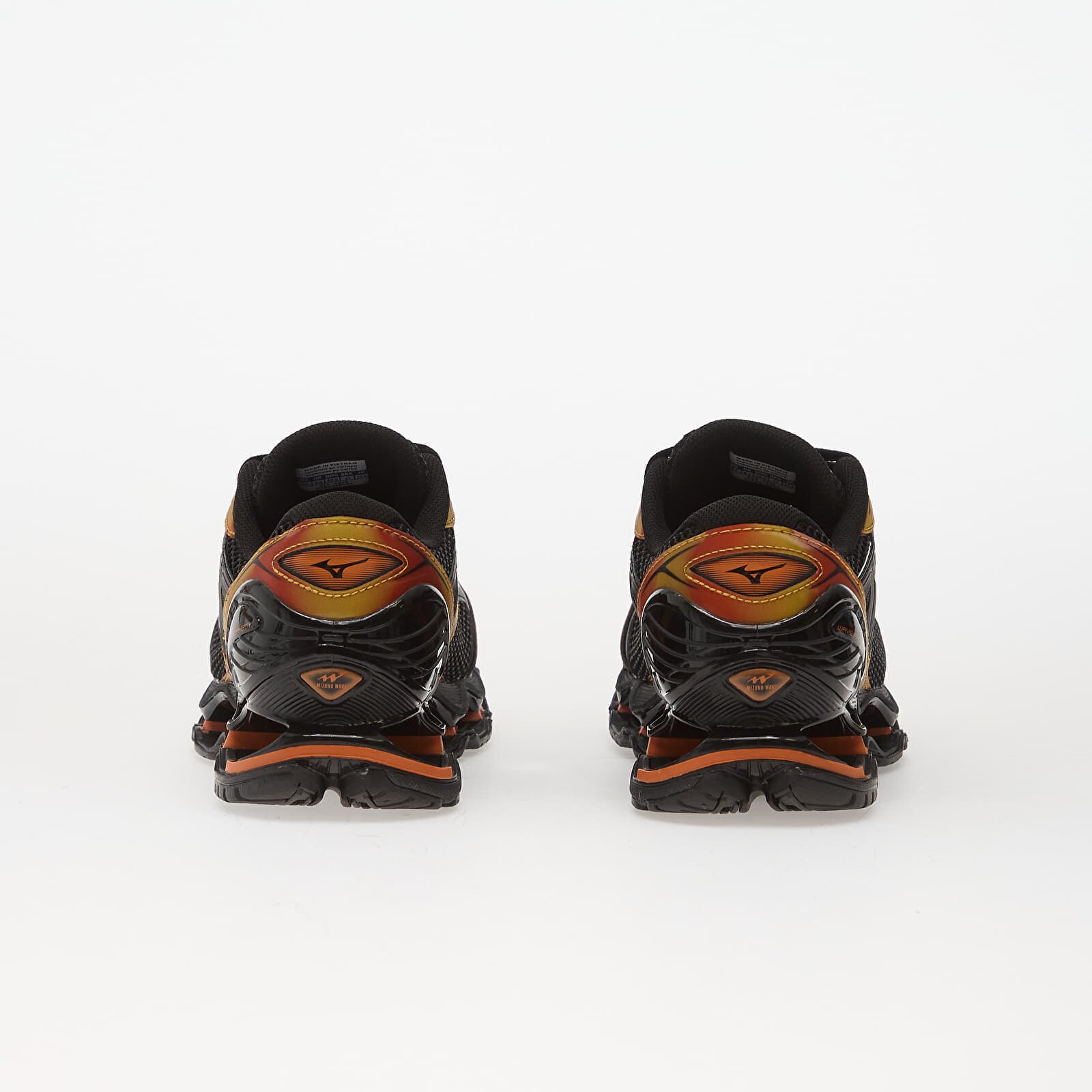 Mizuno Сникърси Wave Prophecy Ls (U) Black Sand/ Black/ Autumn Sunset