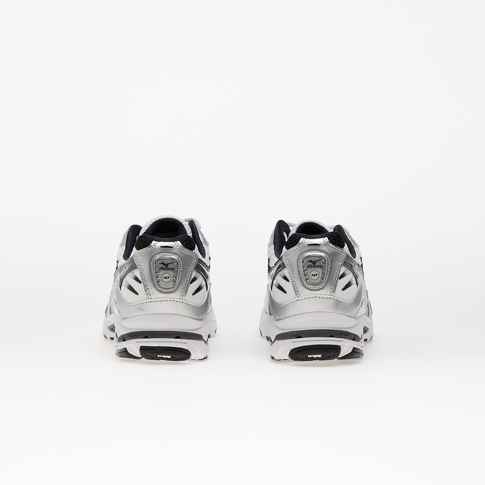 Mizuno Сникърси Wave Rider 10 White/ Silver/ Black