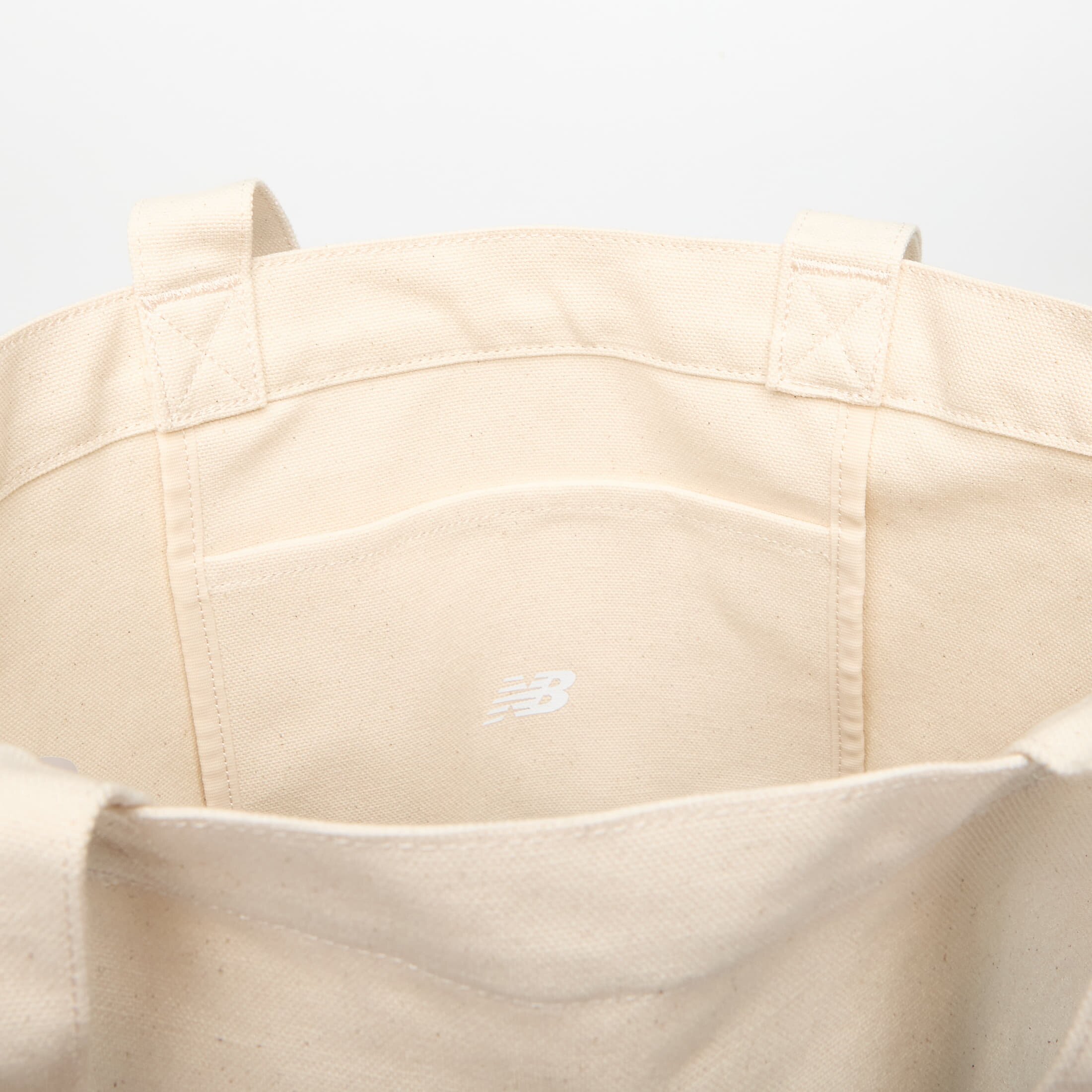 New Balance Чанта NB Athletics Graphic Tote Sea Salt/ Nb Navy/ Te Red