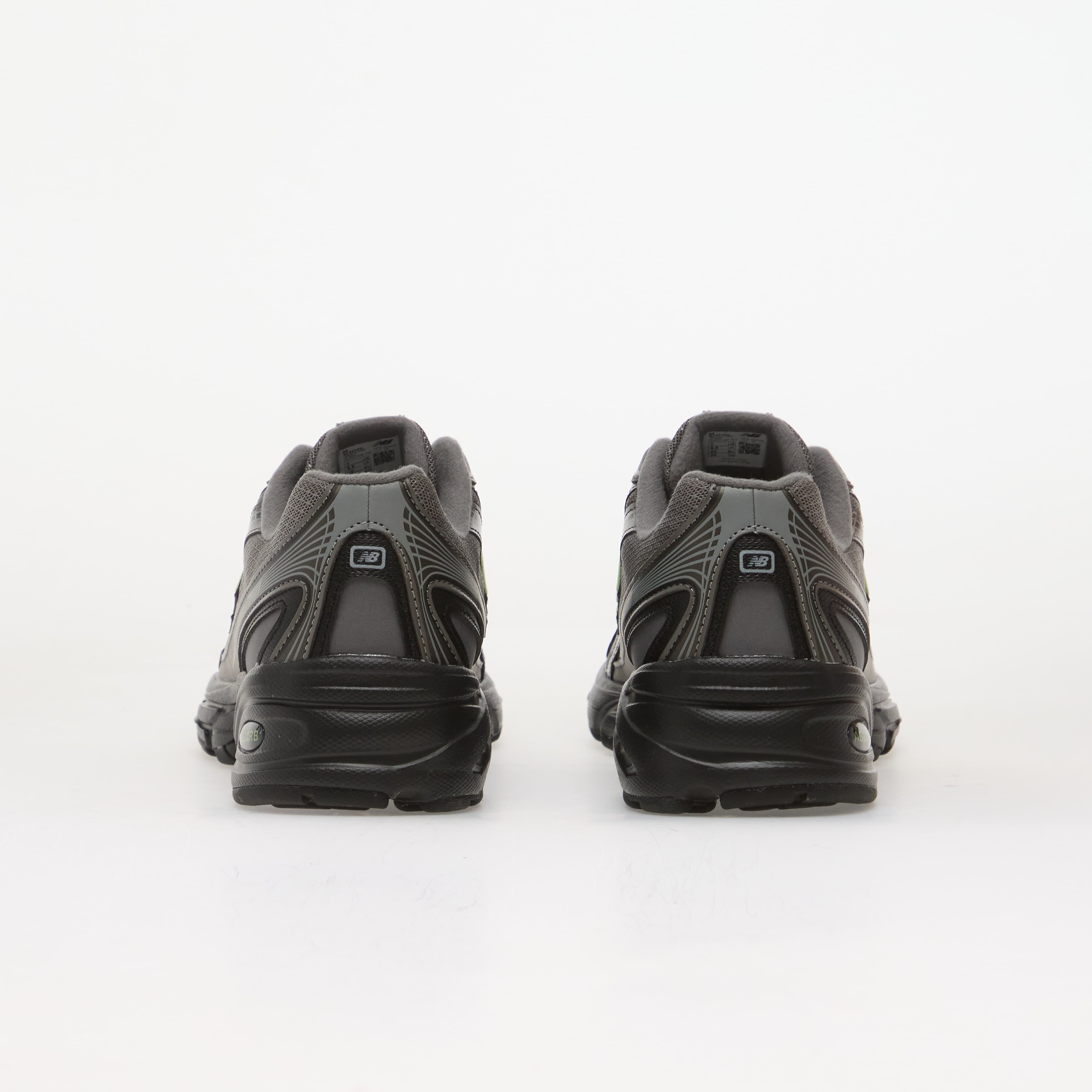 New Balance Обувки 740 Kids Black Metallic/ Alkaline Green