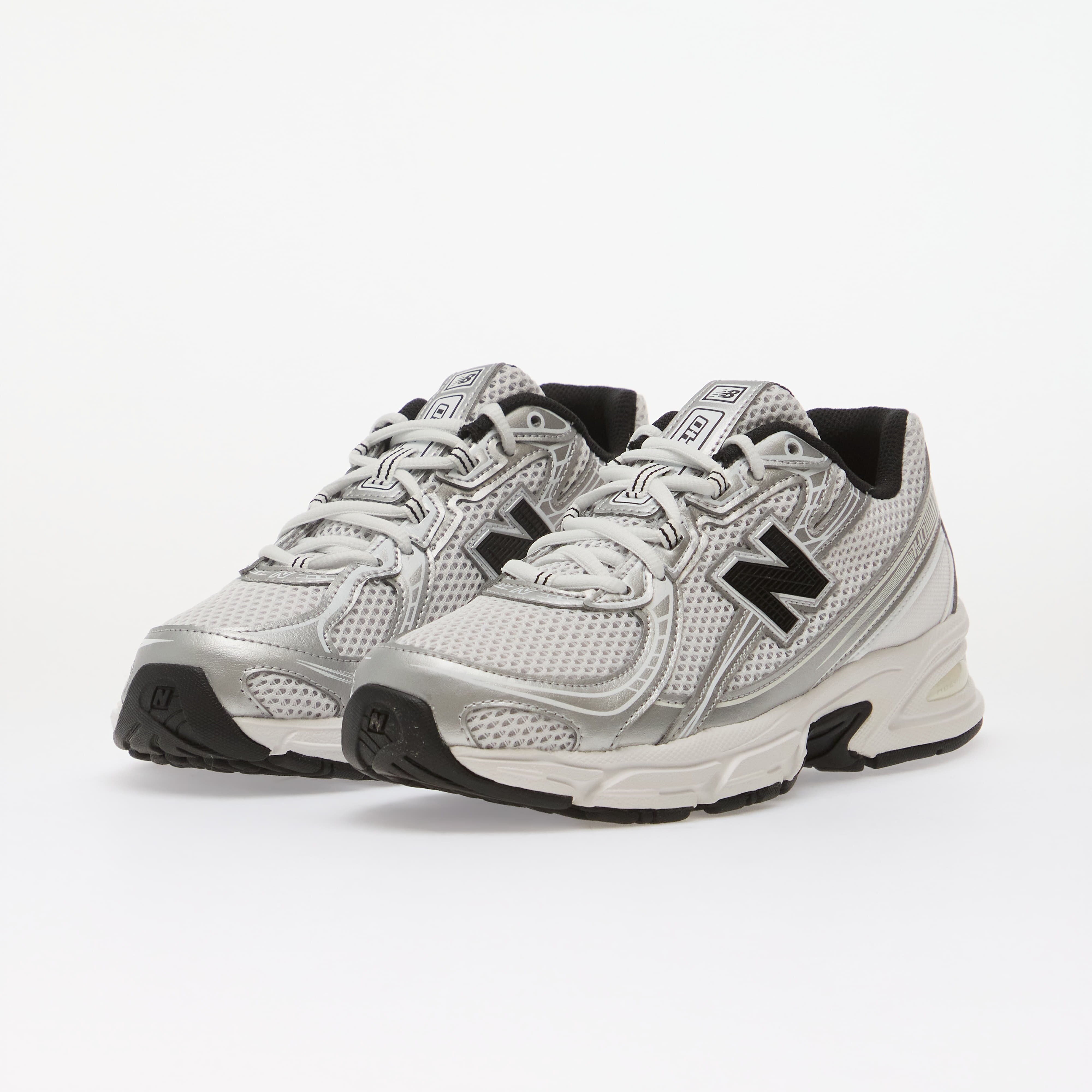 New Balance Обувки 740 Kids Silver Metalic/ Black Nw