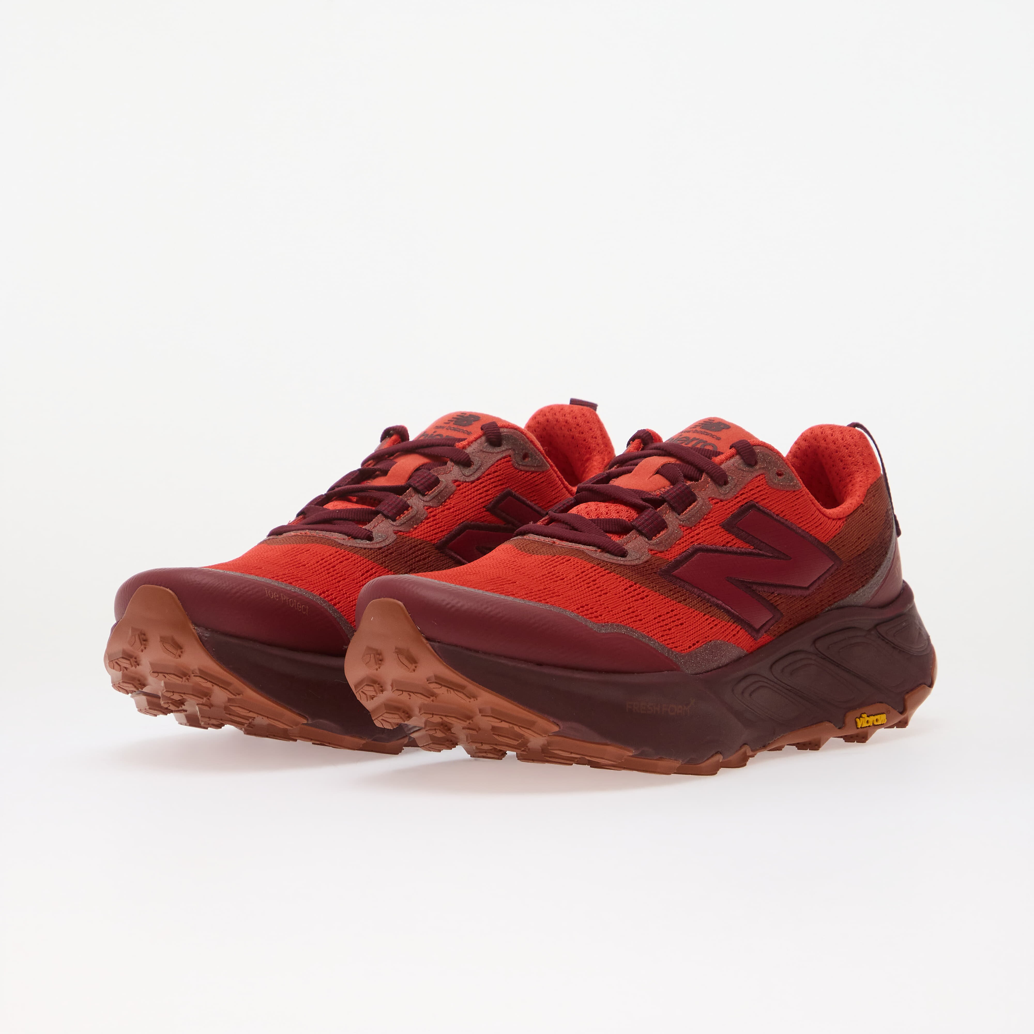 New Balance Обувки MTHIER Neo Flame/ Mulled Wine