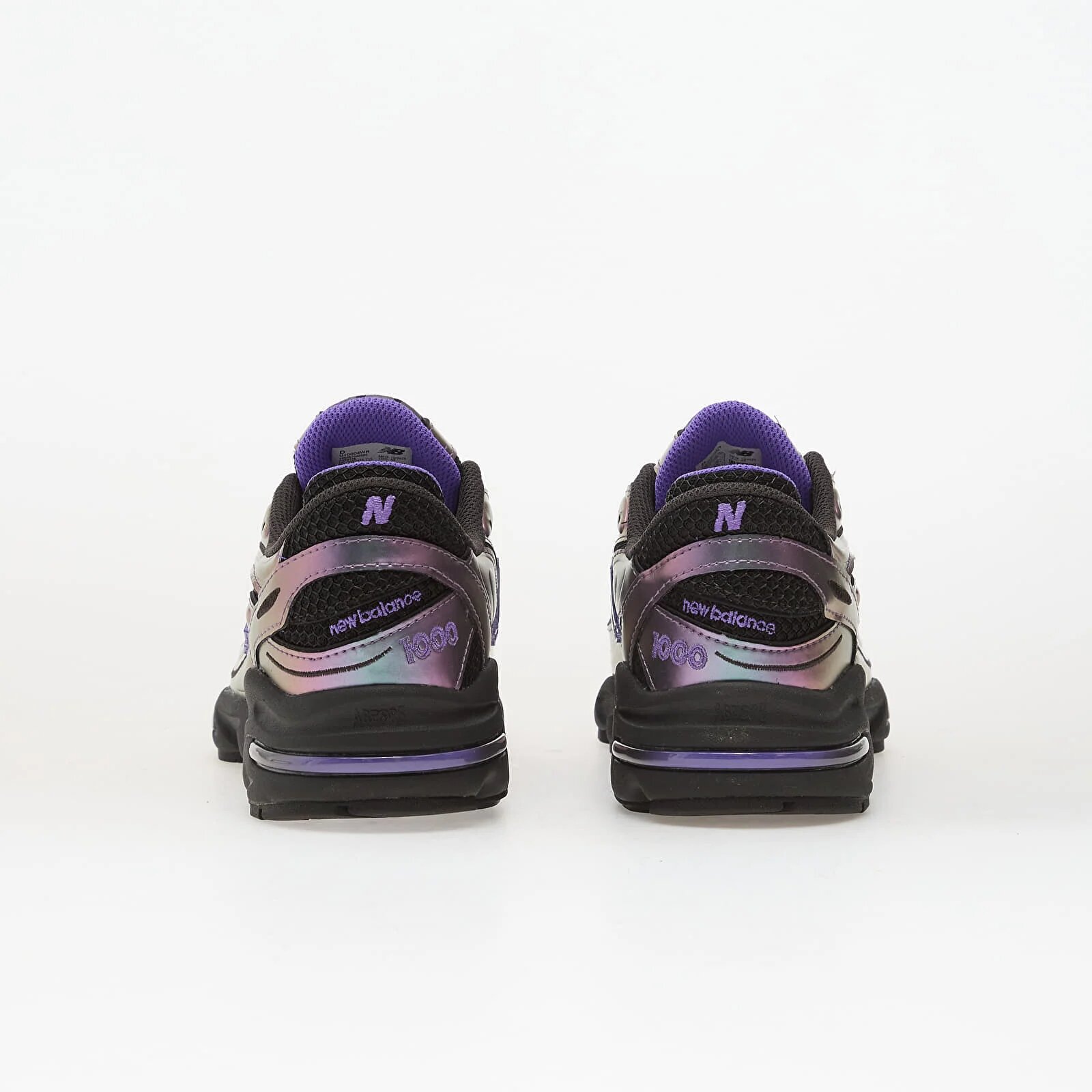 New Balance Сникърси 1000 Faded Black/ Electric Indigo