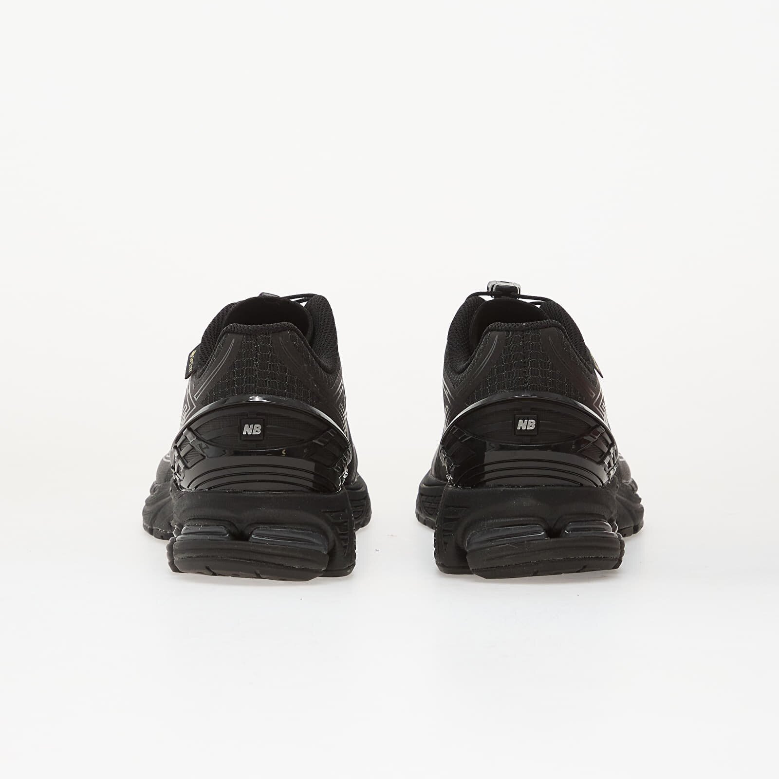 New Balance Сникърси 1906 Black/ Alkaline Green