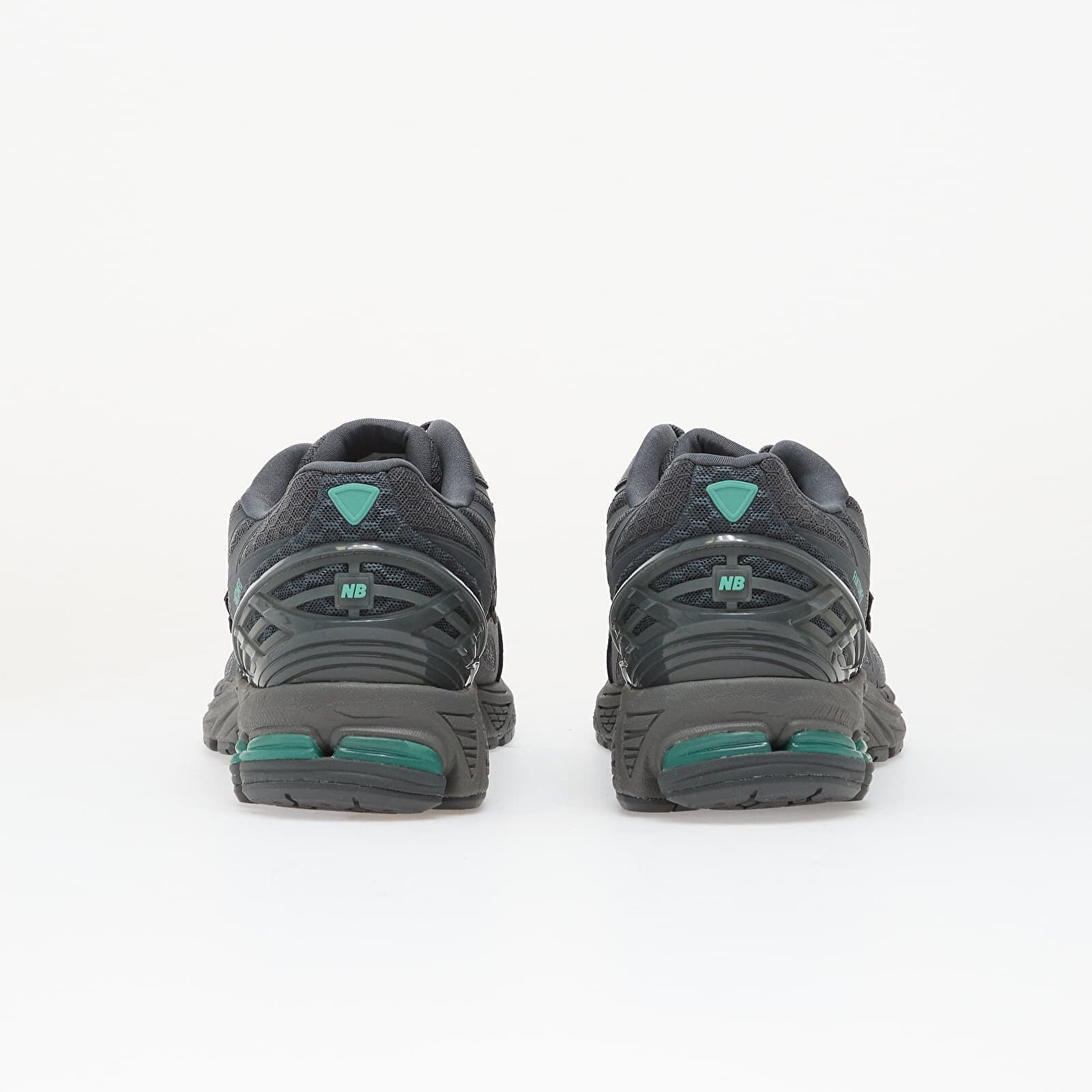 New Balance Сникърси 1906 Graphite/ Deep End