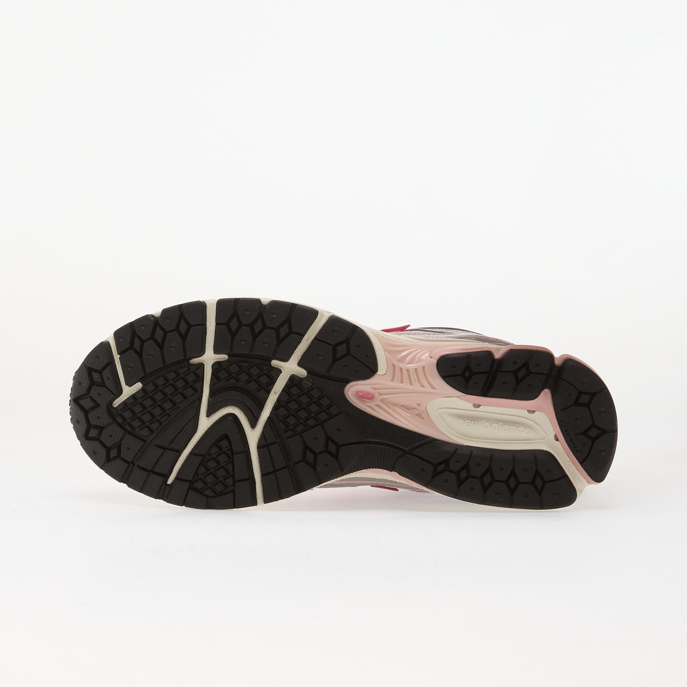 New Balance Сникърси 1906R Pink Chalk/ Silver Metallic