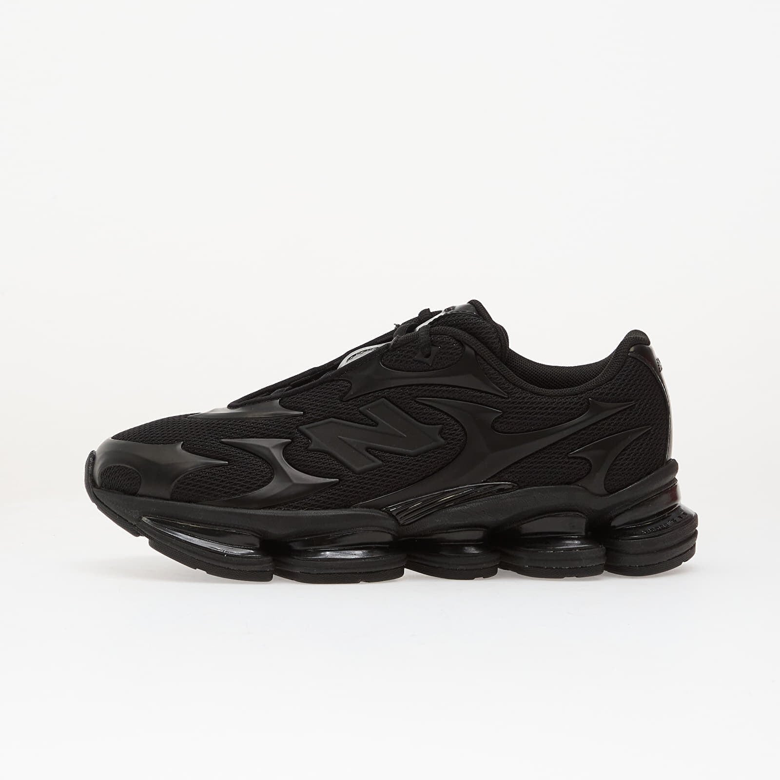 New Balance Сникърси 2000 Black