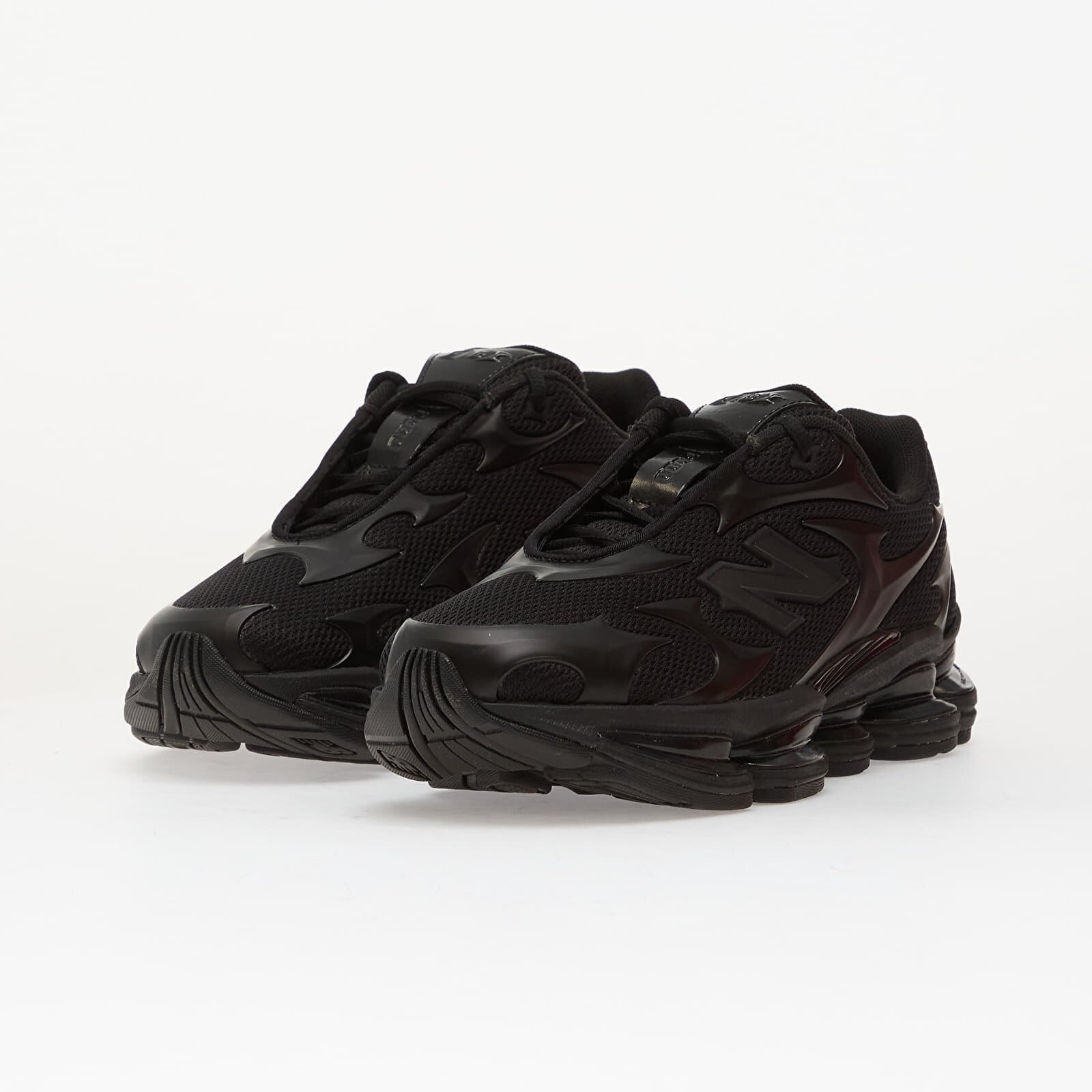 New Balance Сникърси 2000 Black