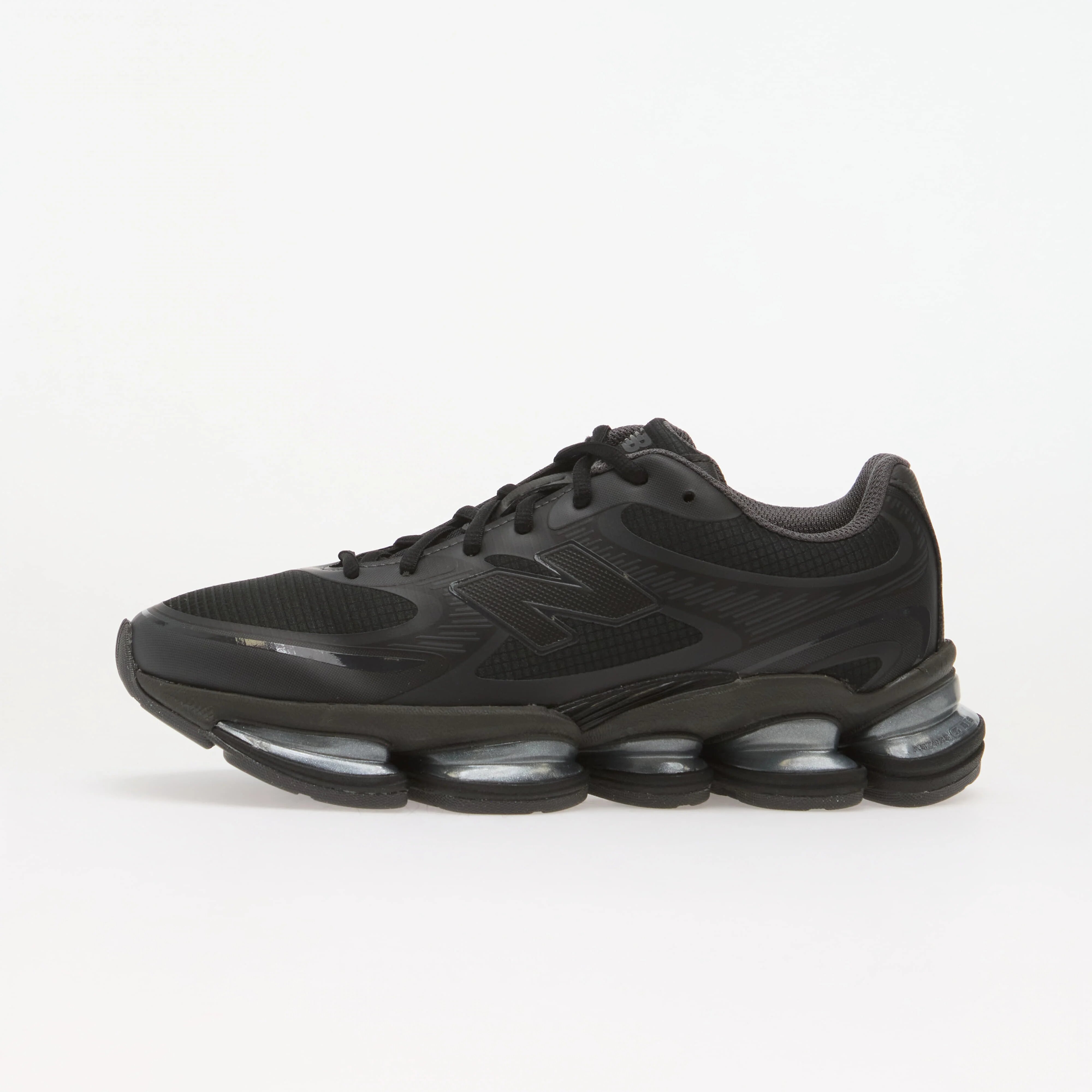 New Balance Сникърси 2000 Black/ Black Cement/ Magnet