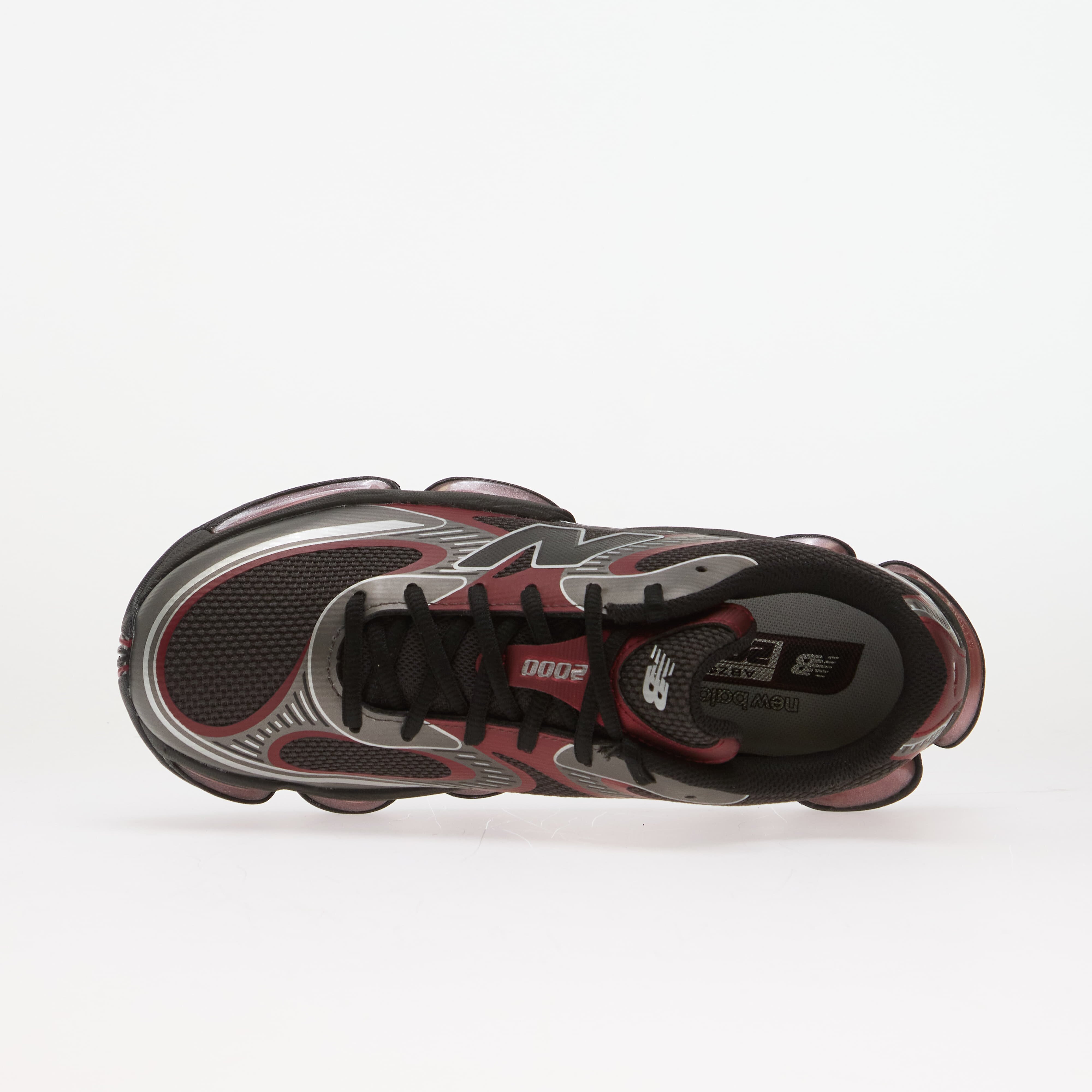 New Balance Сникърси 2000 Black Cement/ Podium Red