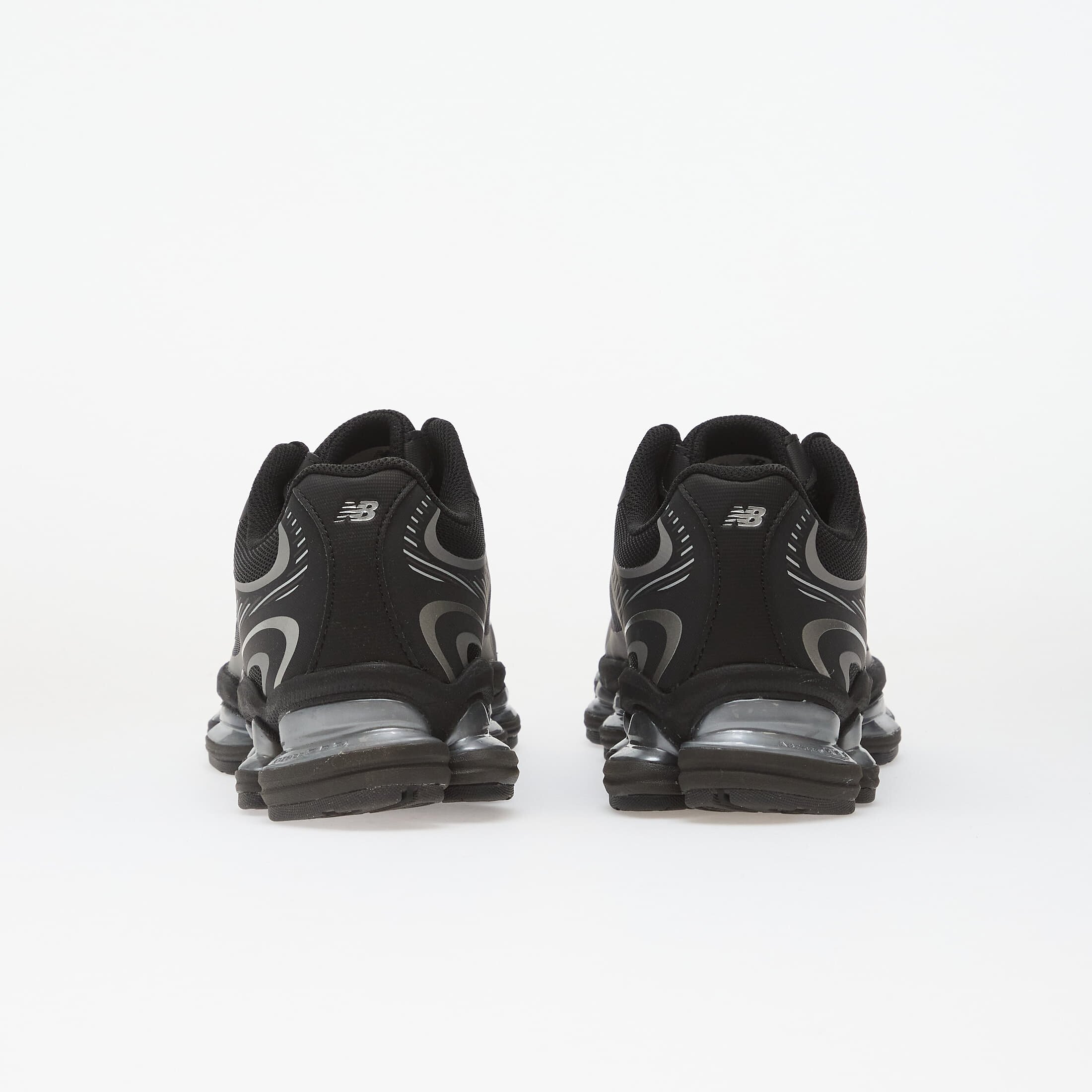 New Balance Сникърси 2000 Black/ Silver Metallic