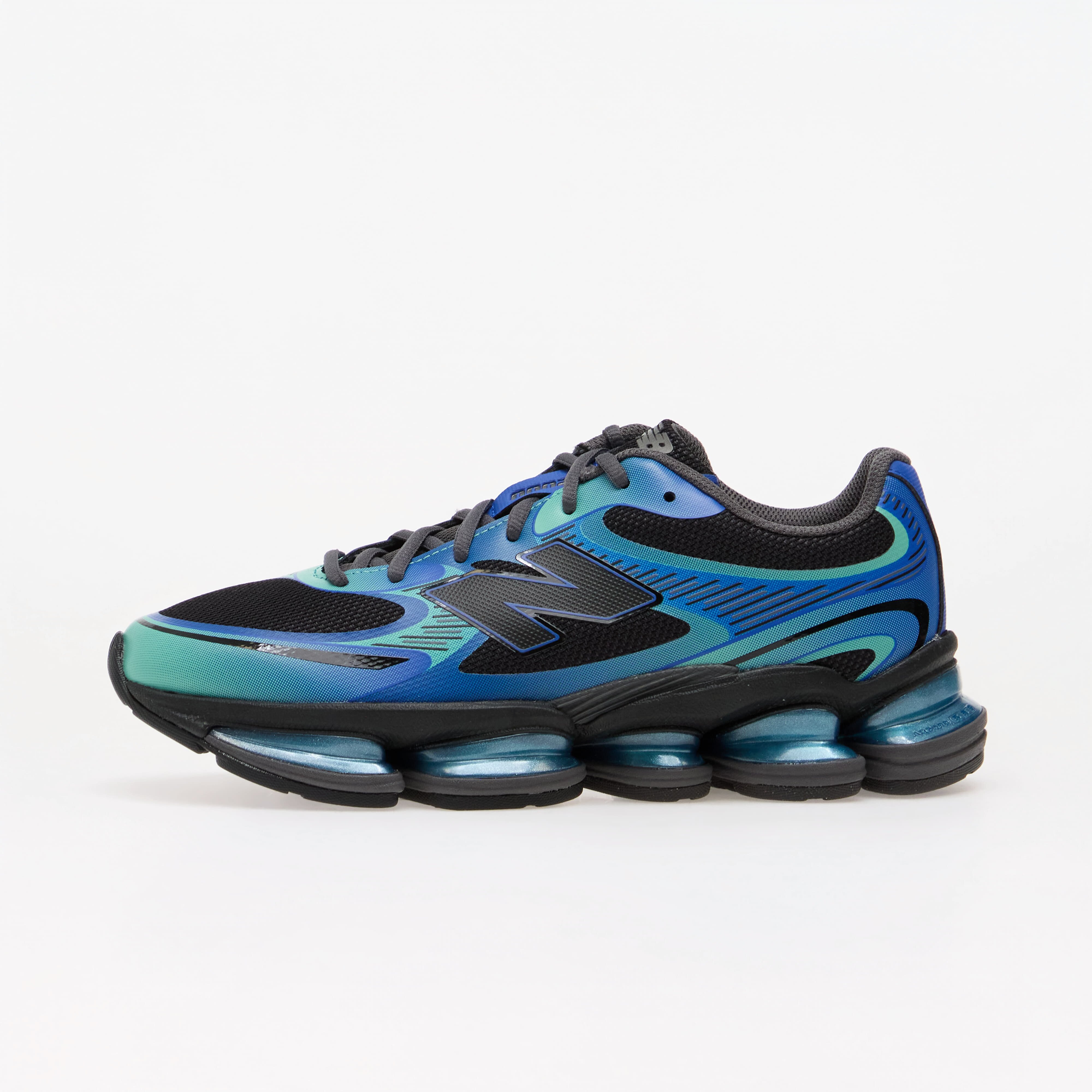 New Balance Сникърси 2000 Blue Gemstone/ Deep End/ Black