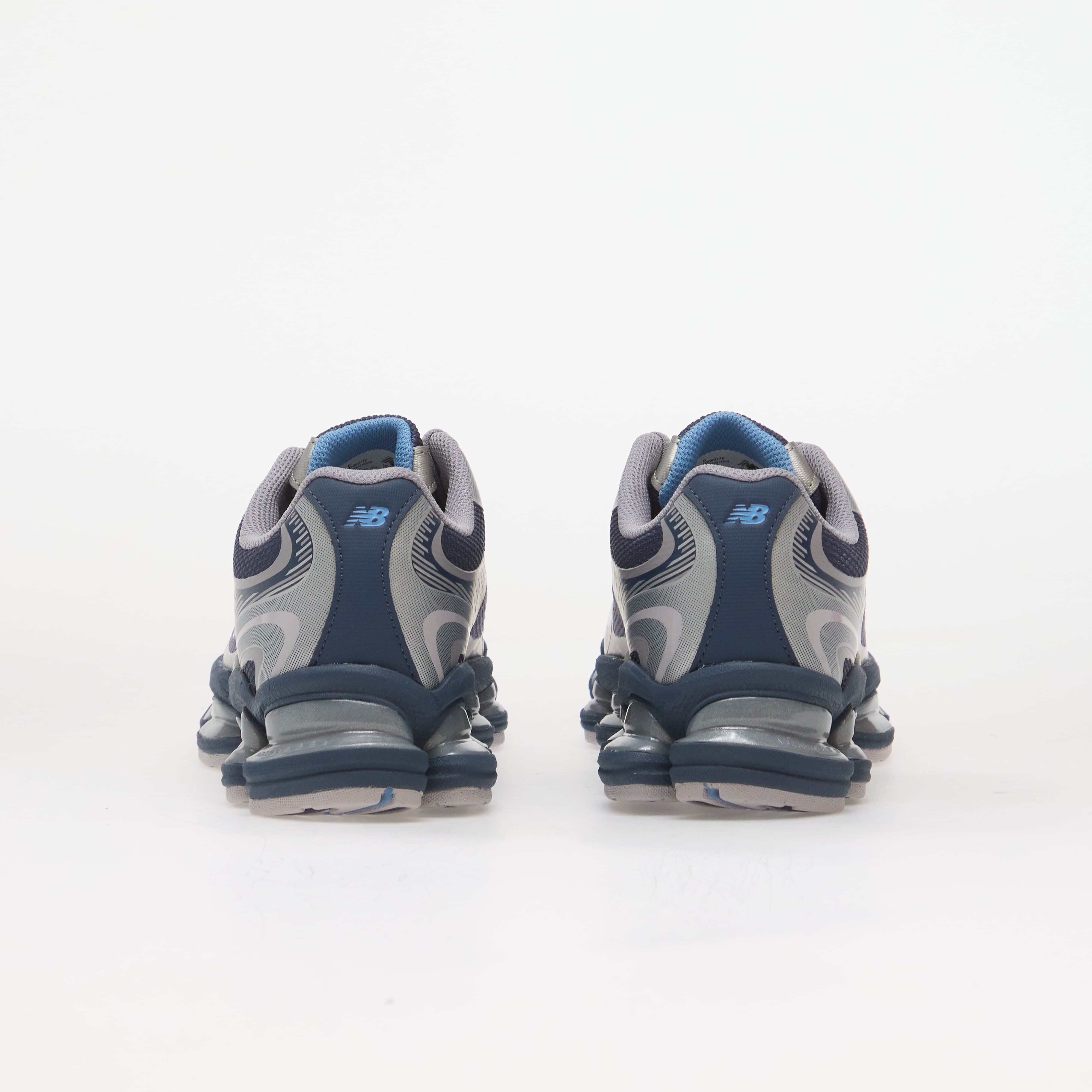 New Balance Сникърси 2000 Vintage Indigo/ Digital Mist/ Silver Metallic