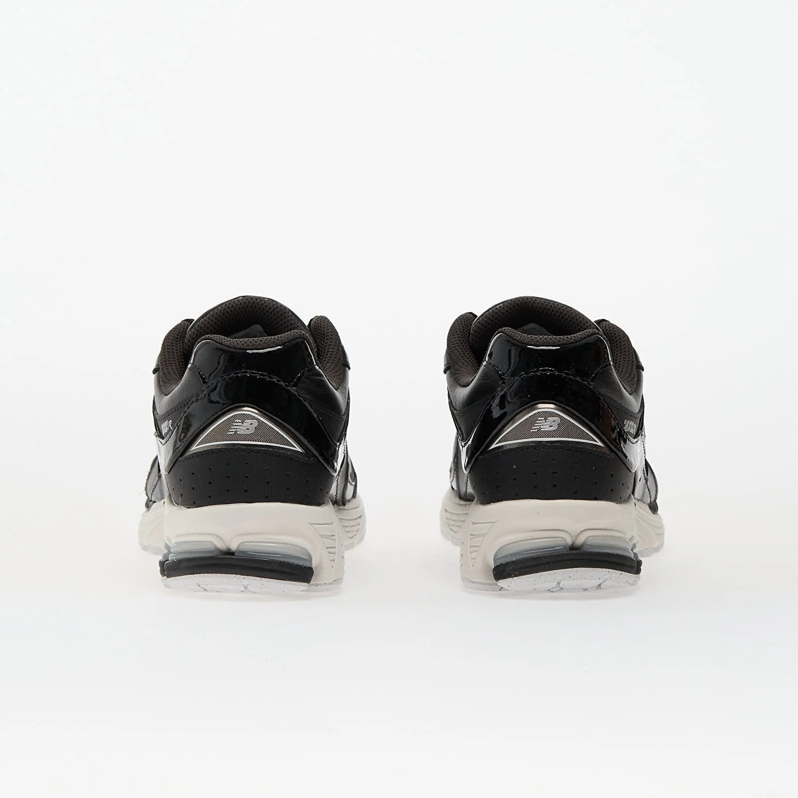 New Balance Сникърси 2002R