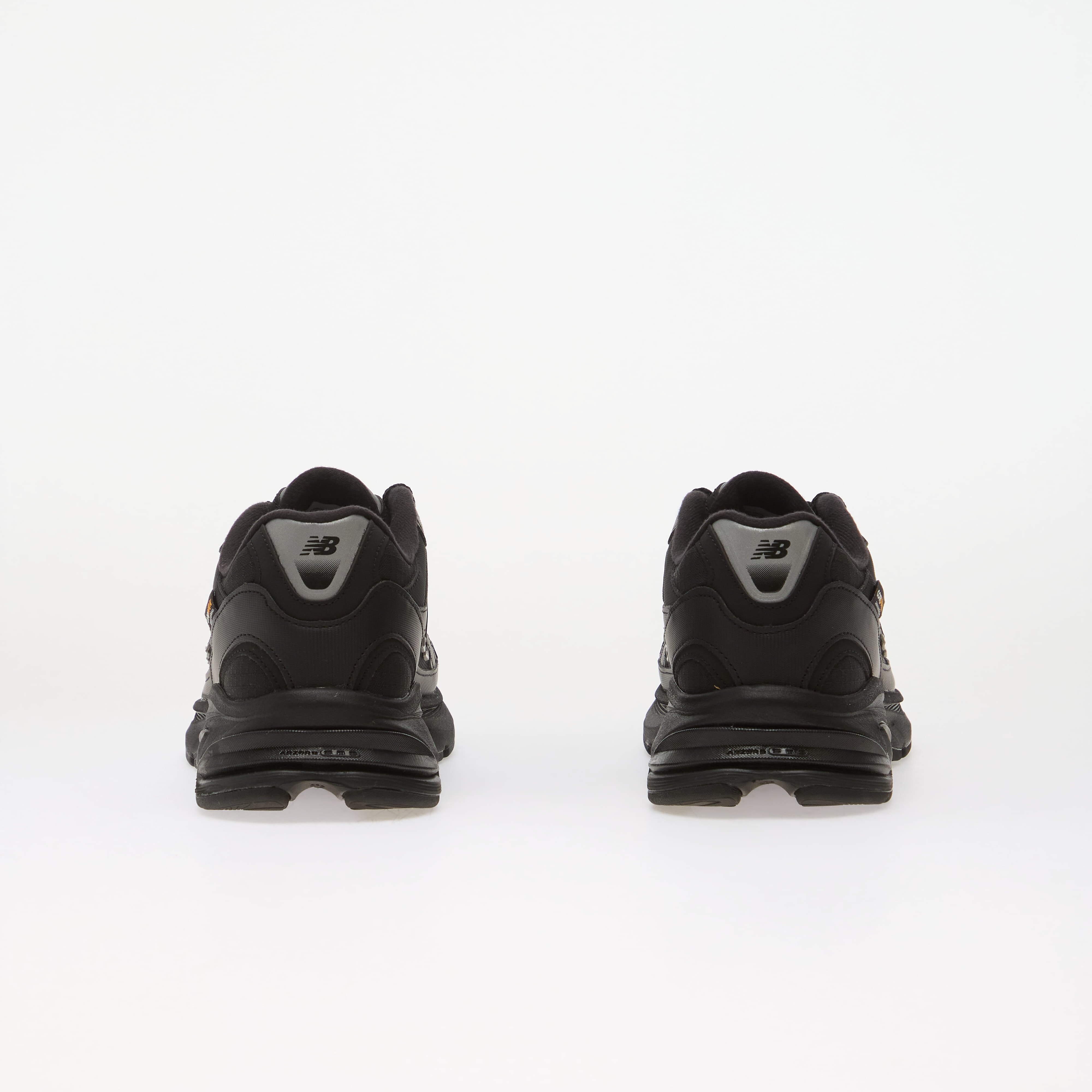 New Balance Сникърси 2010 Black/ Black