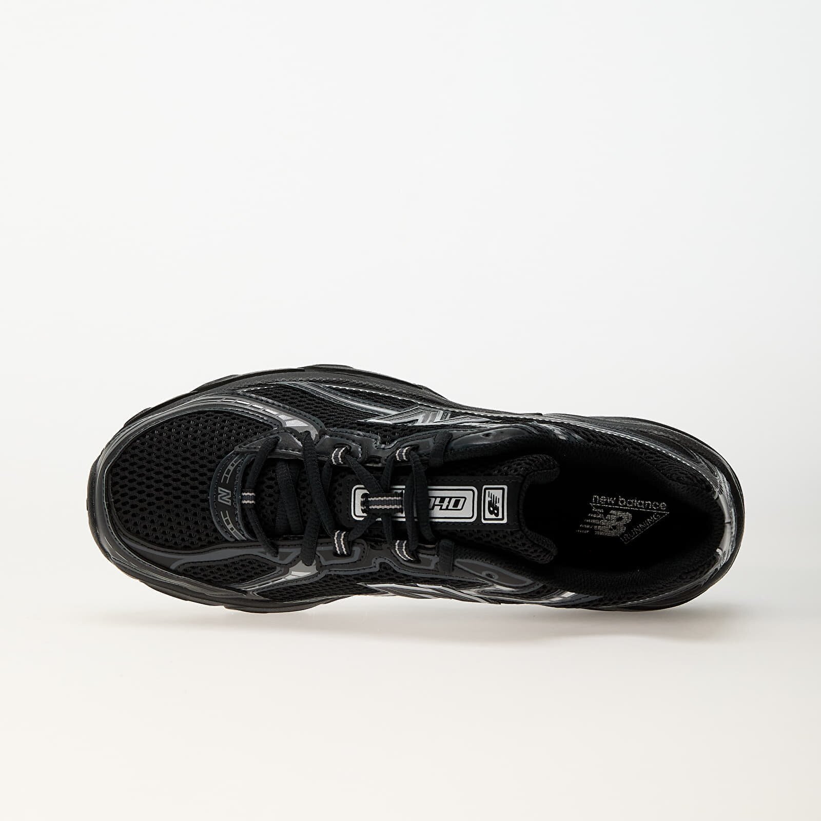 New Balance Сникърси 740