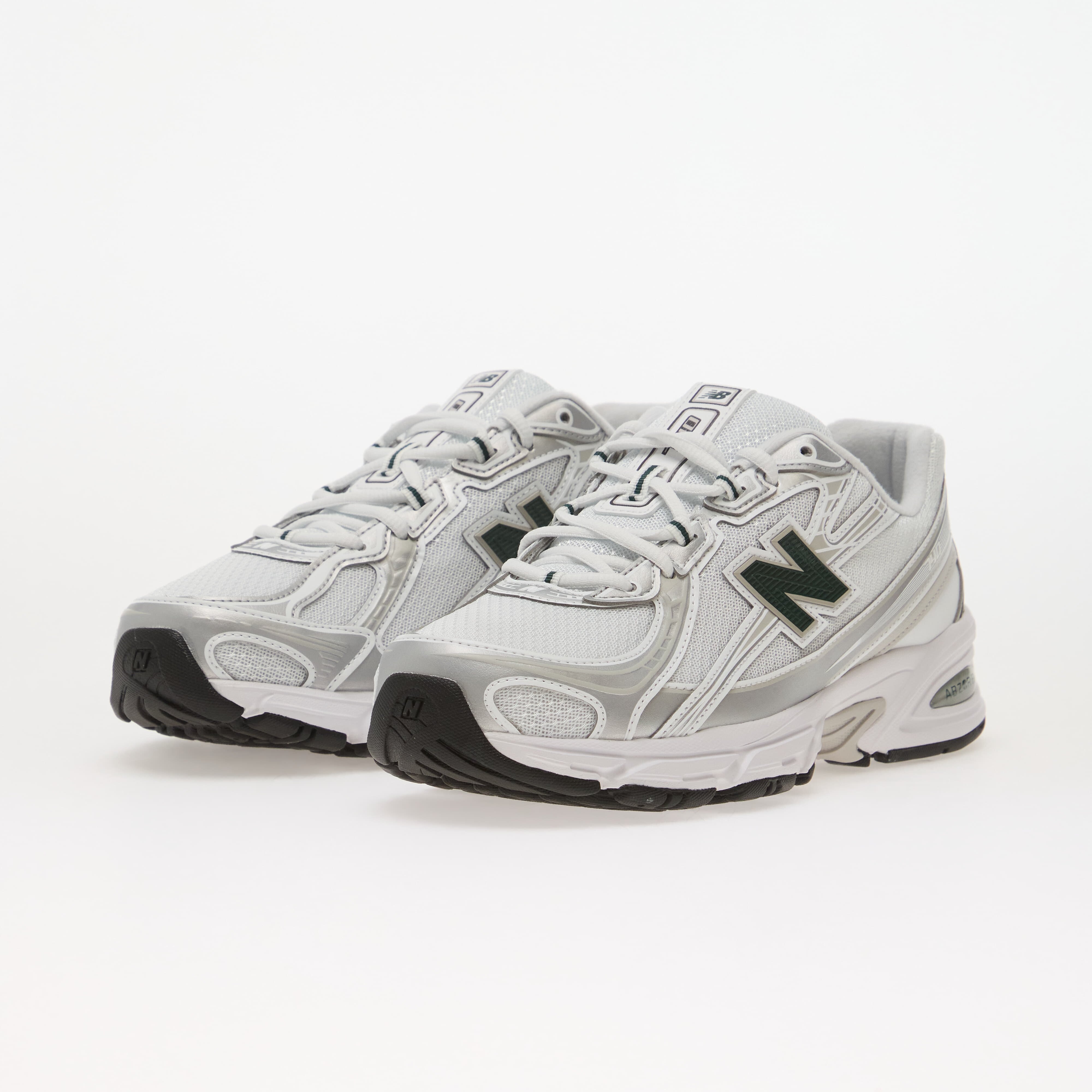 New Balance Сникърси 740 White/ Nordic Green
