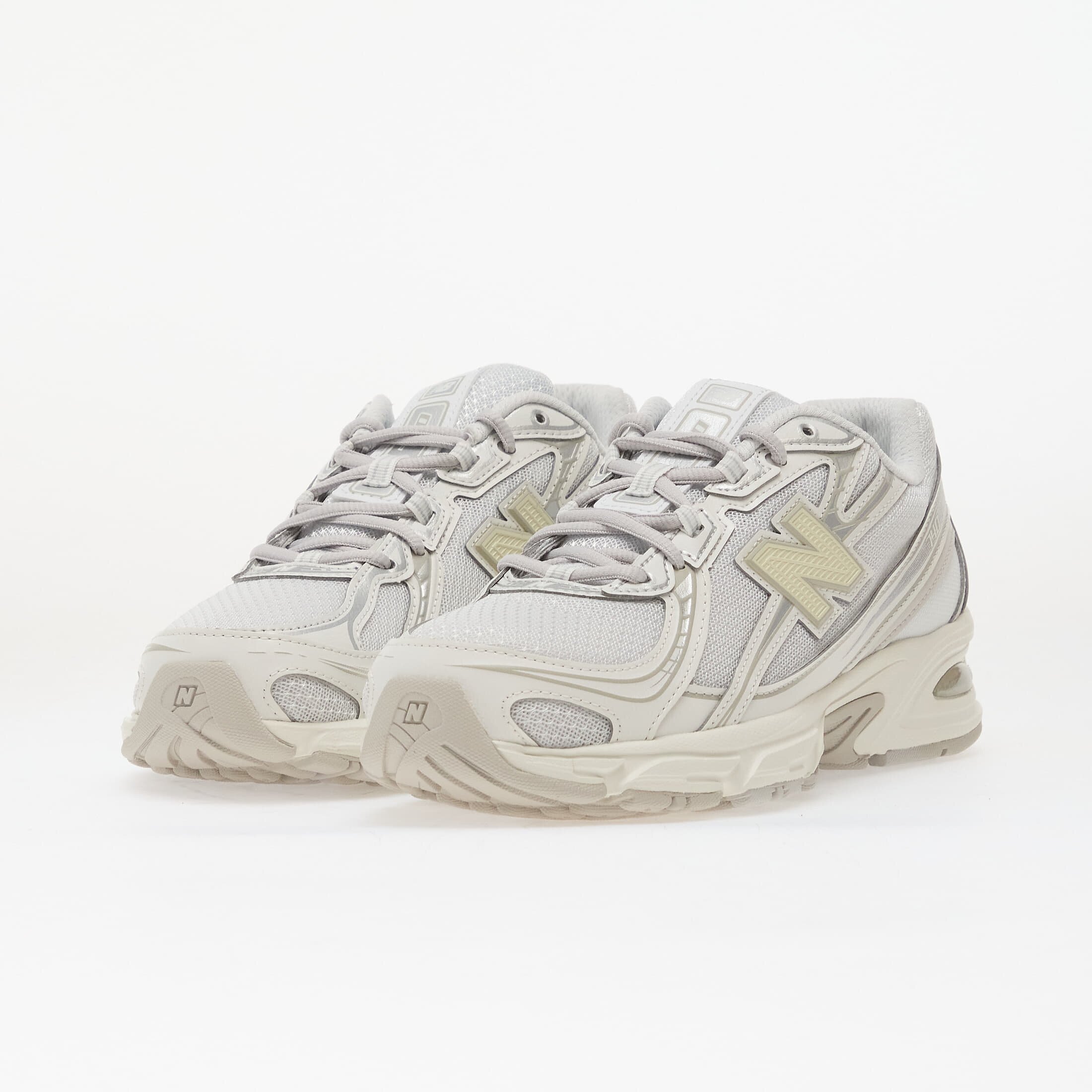 New Balance Сникърси 740 White/ Silver Metallic