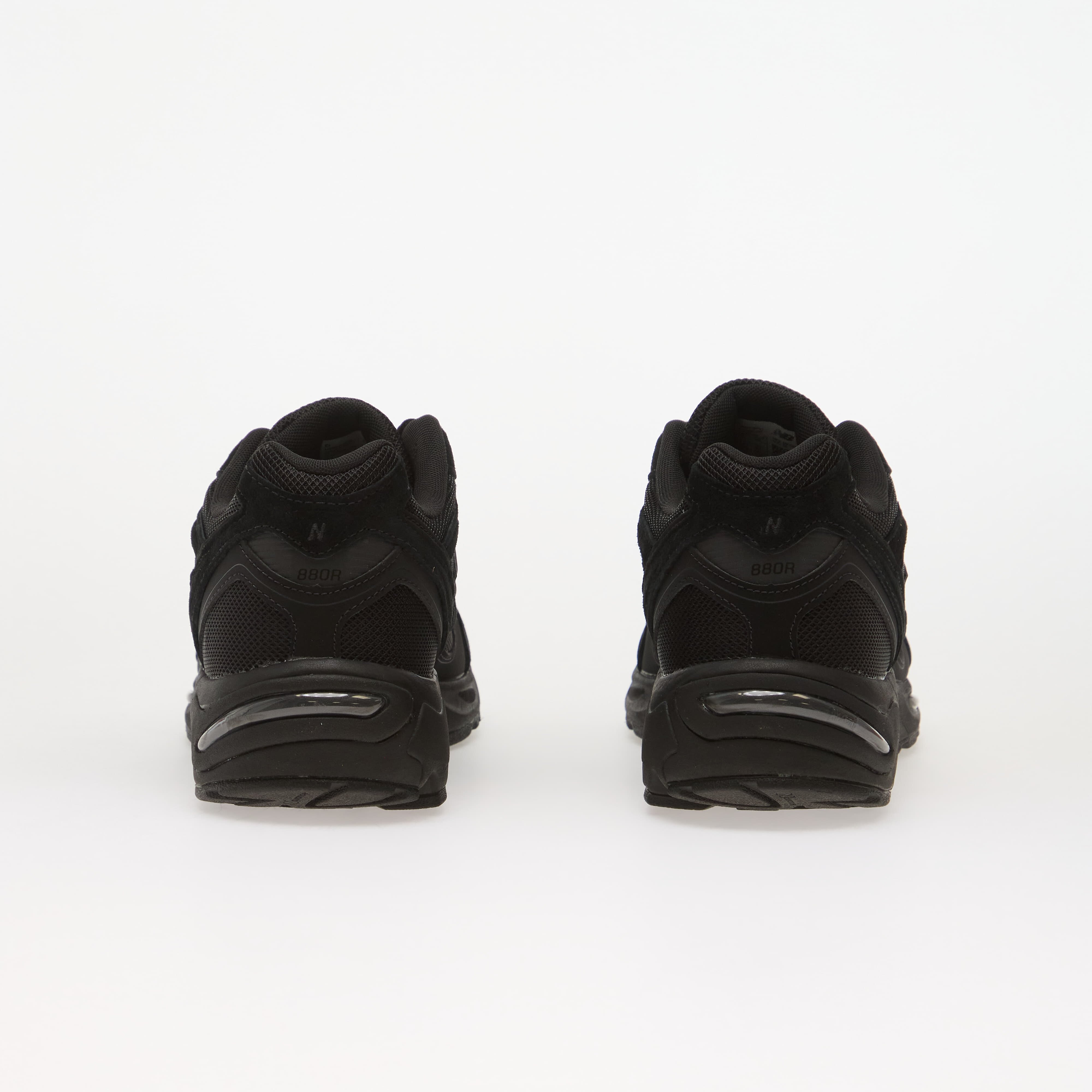 New Balance Сникърси 880R Black/ Black