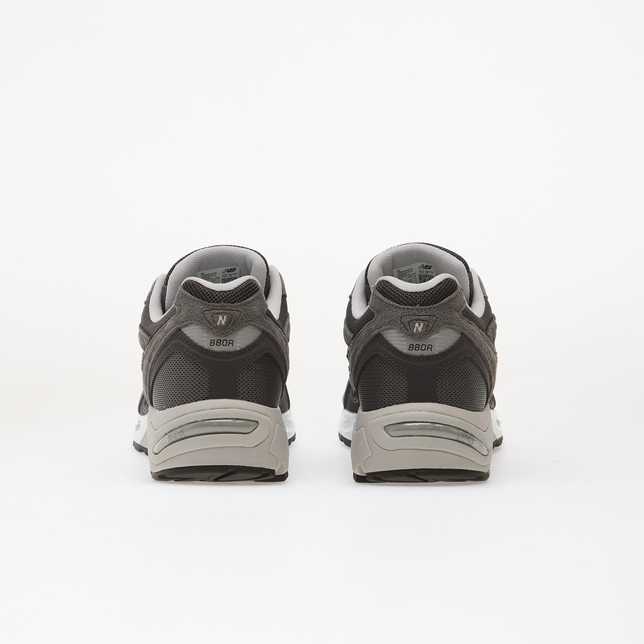 New Balance Сникърси 880R Castlerock/ Black Cement