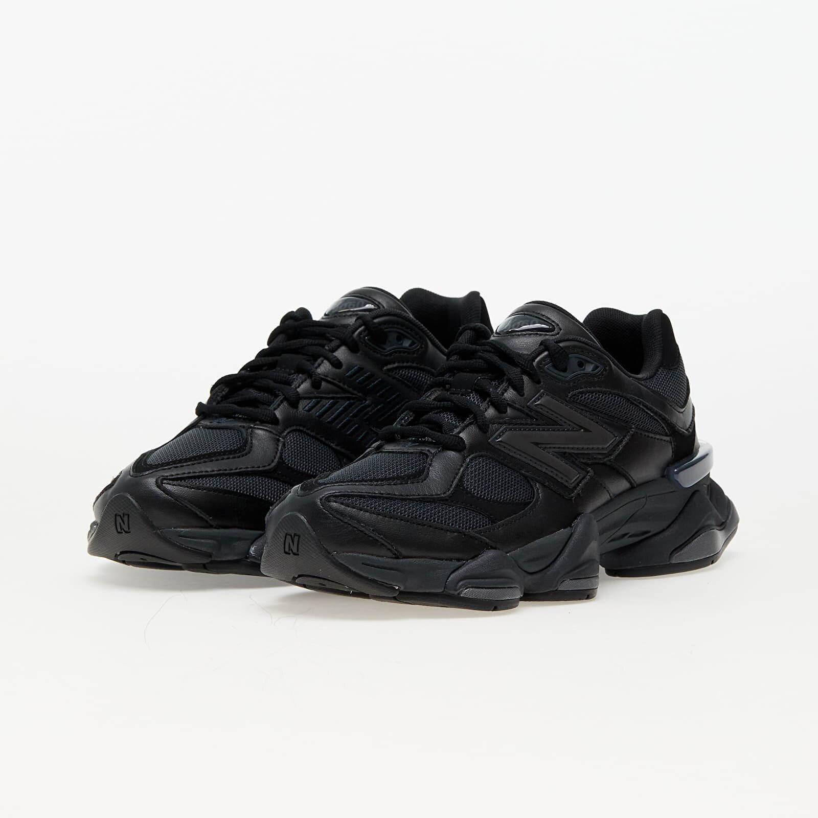 New Balance Сникърси 9060 Black