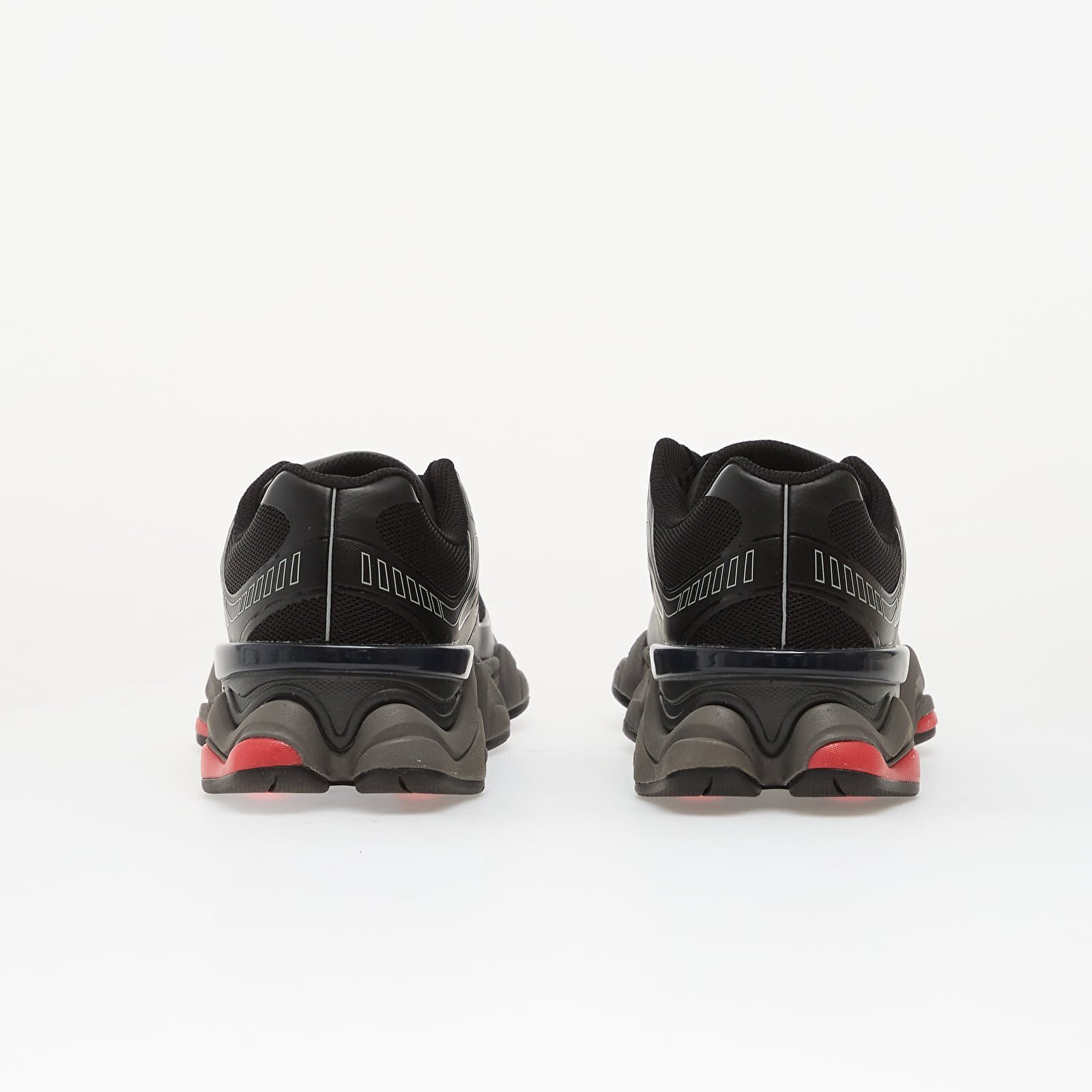 New Balance Сникърси 9060 Black/ Fire Cracker