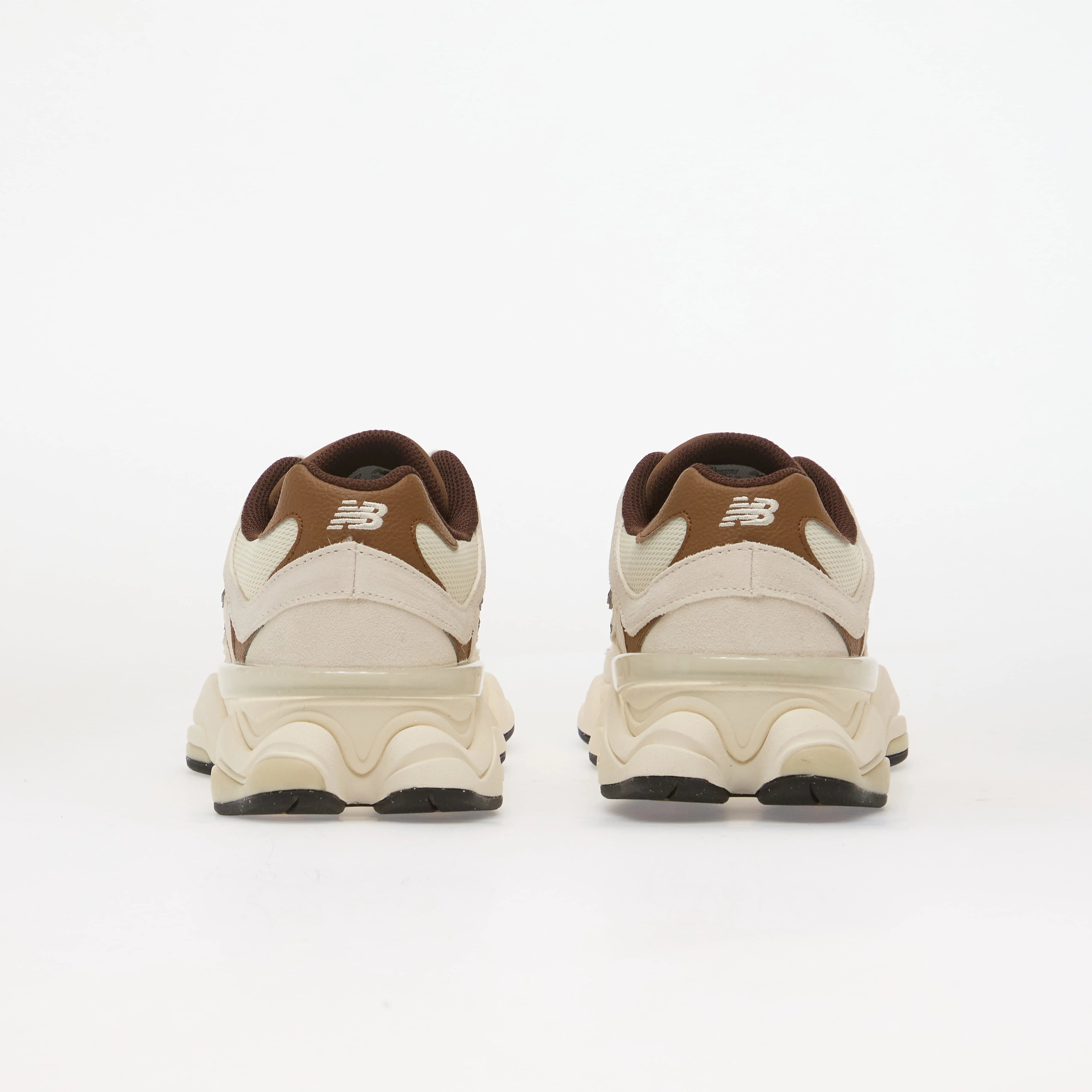 New Balance Сникърси 9060 Breakfast Tea/ Angora