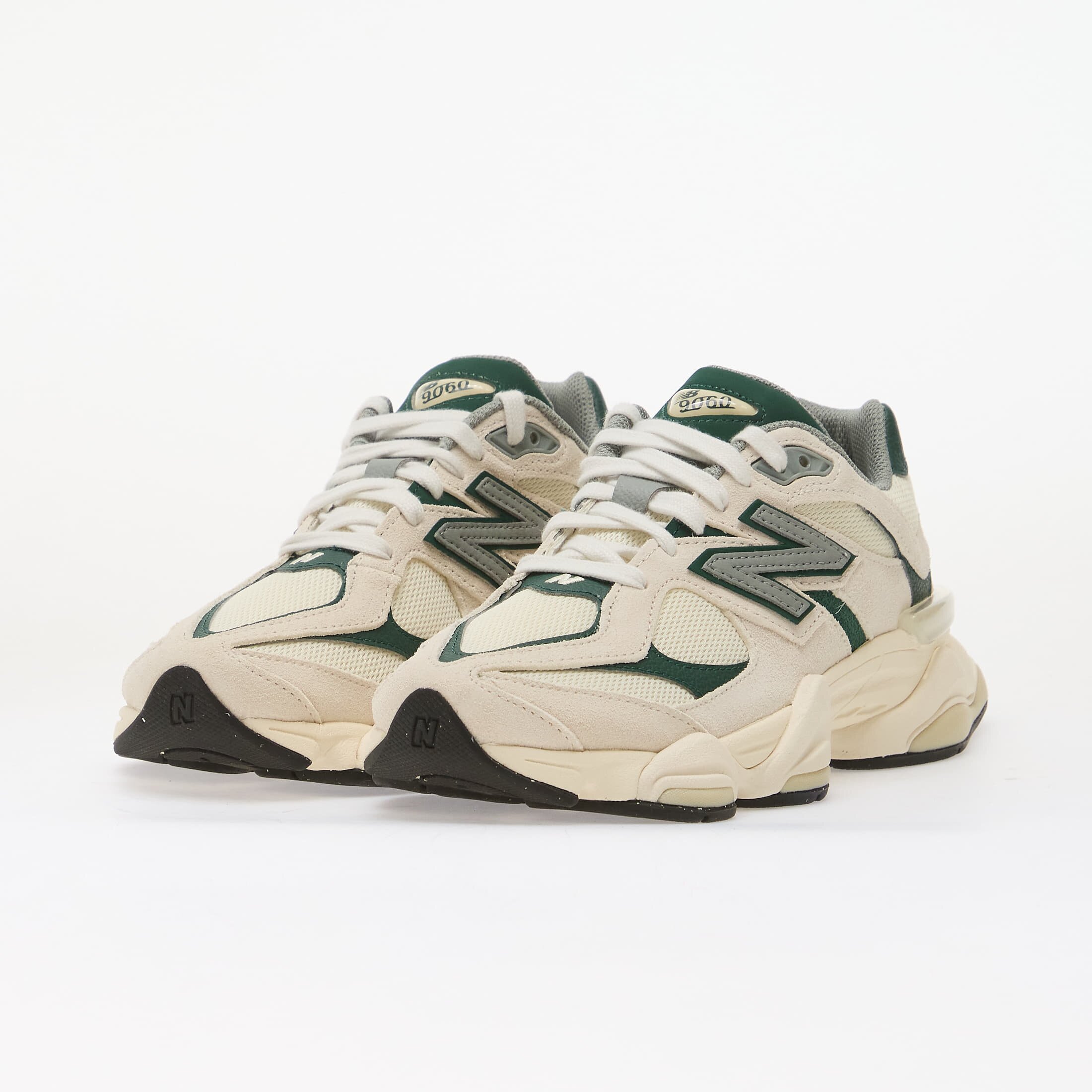 New Balance Сникърси 9060 Nightwatch Green/ Angora