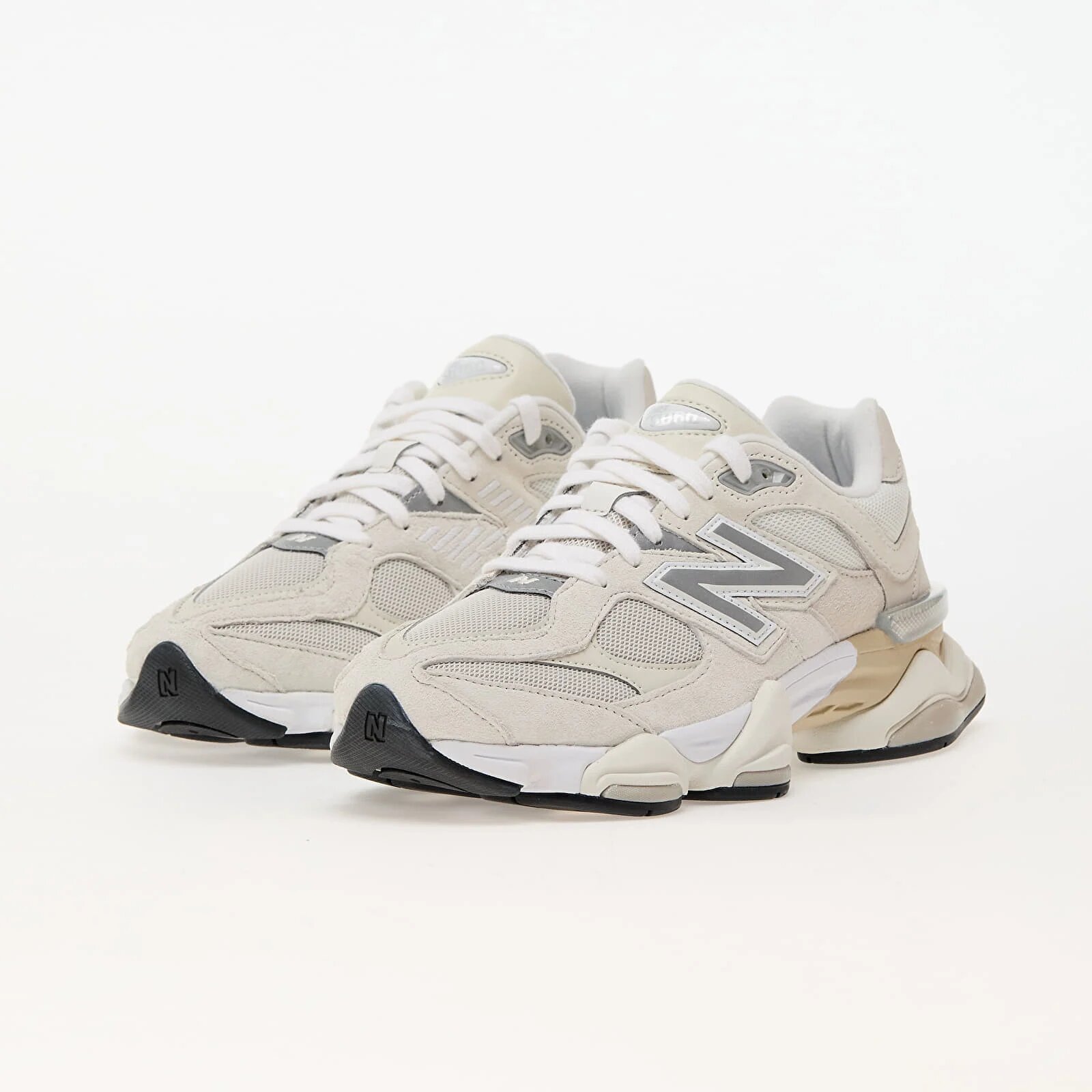 New Balance Сникърси 9060 Sea Salt/ Moonbeam/ Turtledove Wht