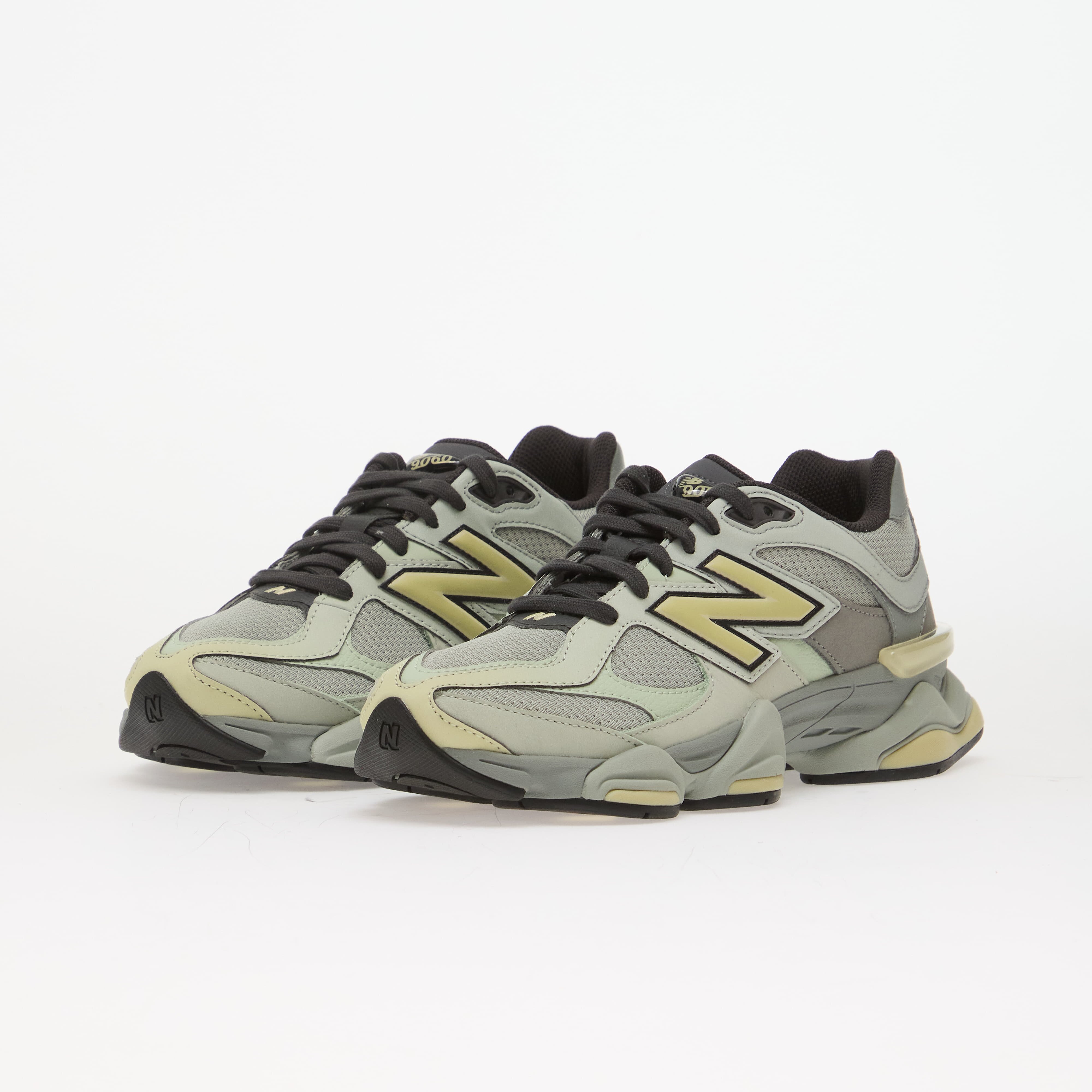 New Balance Сникърси 9060 Silver Moss/ Morel