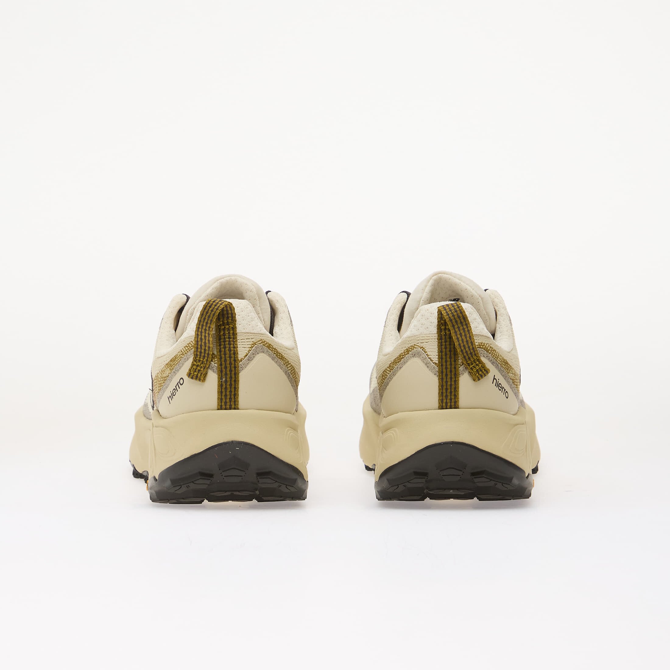 New Balance Сникърси Fresh Foam X Hierro v9 Angora/ Basil Oil