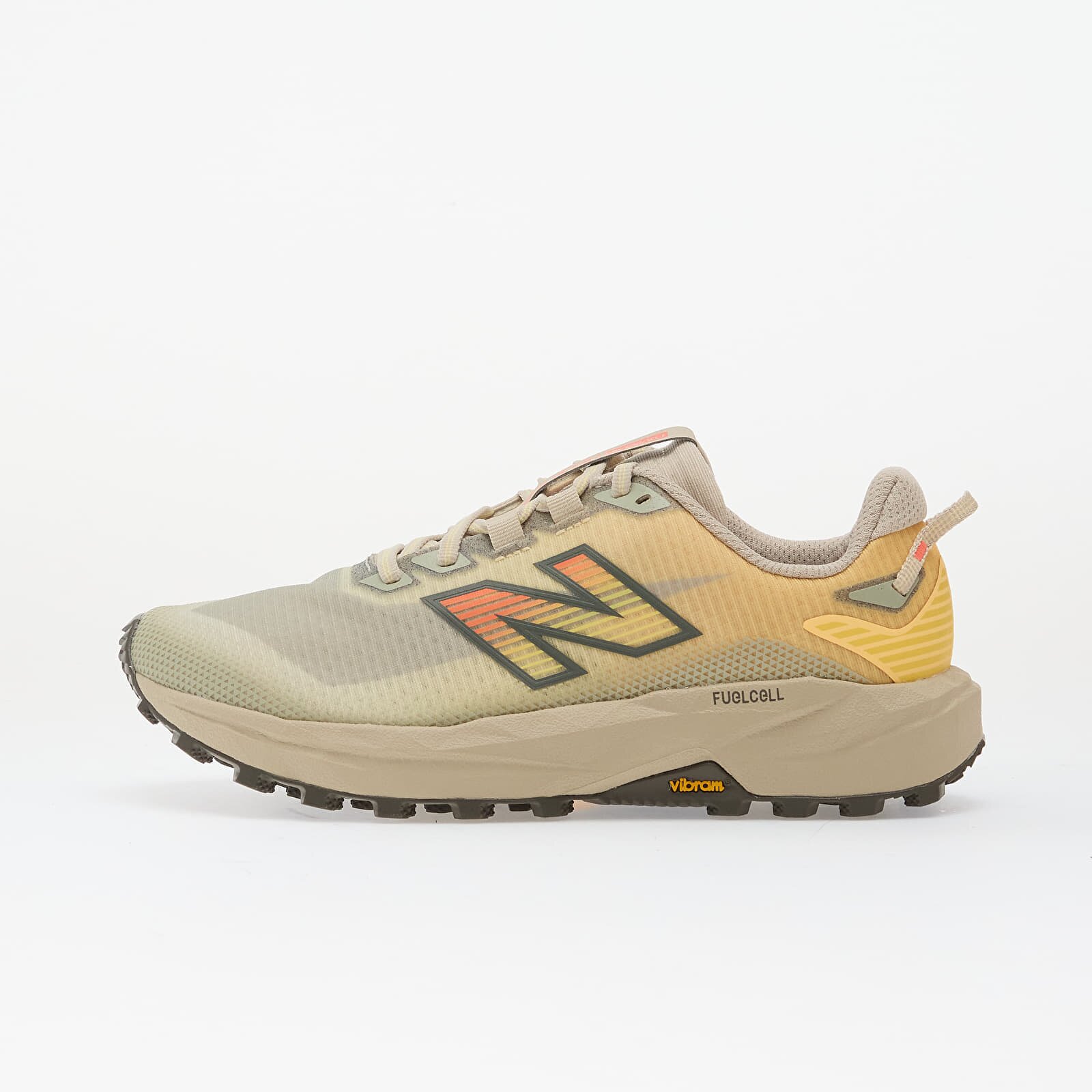 New Balance Сникърси FuelCell Rebel Trail White Peach/ Timberwolf