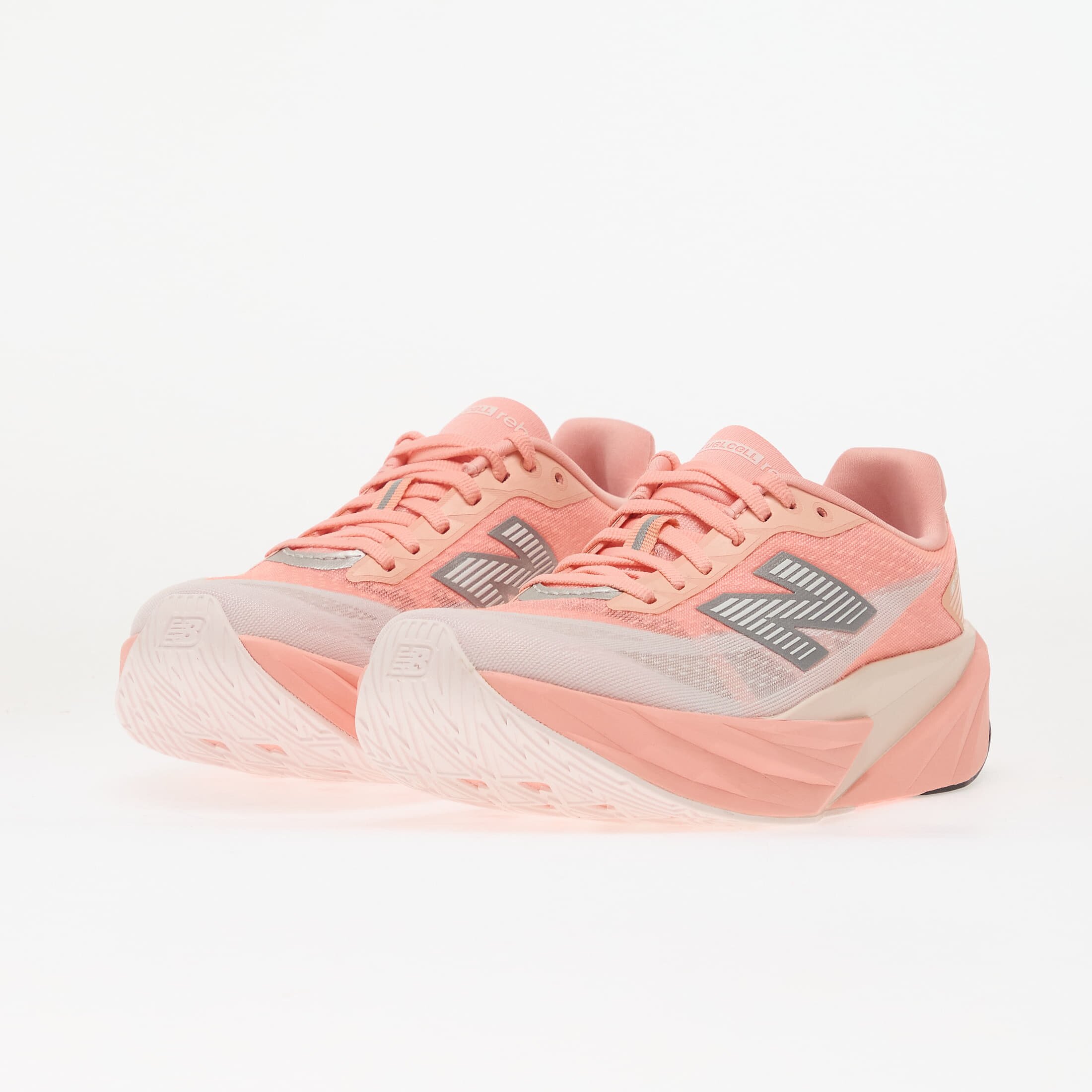 New Balance Сникърси FuelCell Rebel v4 Pink Lemonade/ Pink Salt