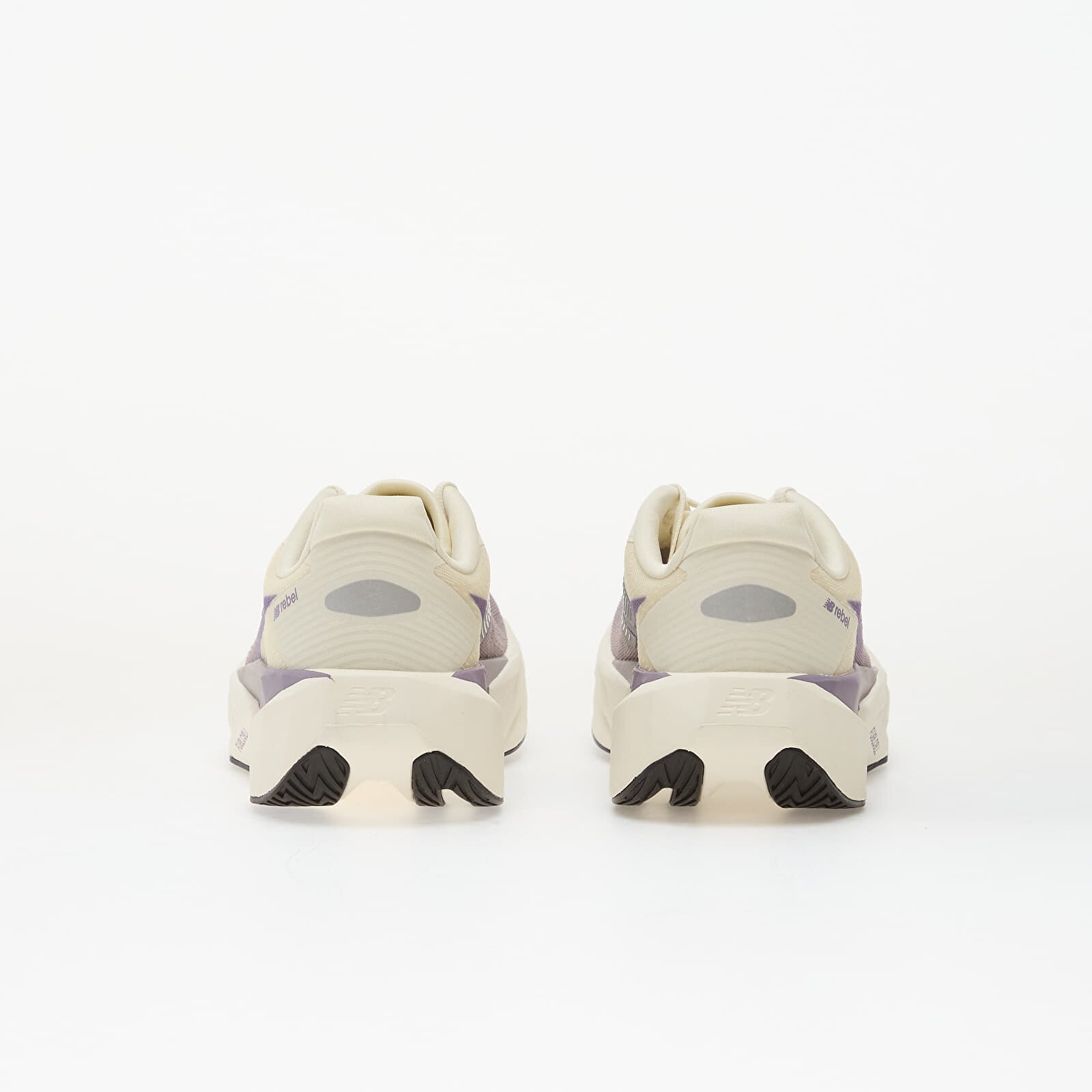 New Balance Сникърси FuelCell Rebel V5 Candied Violet/ Angora