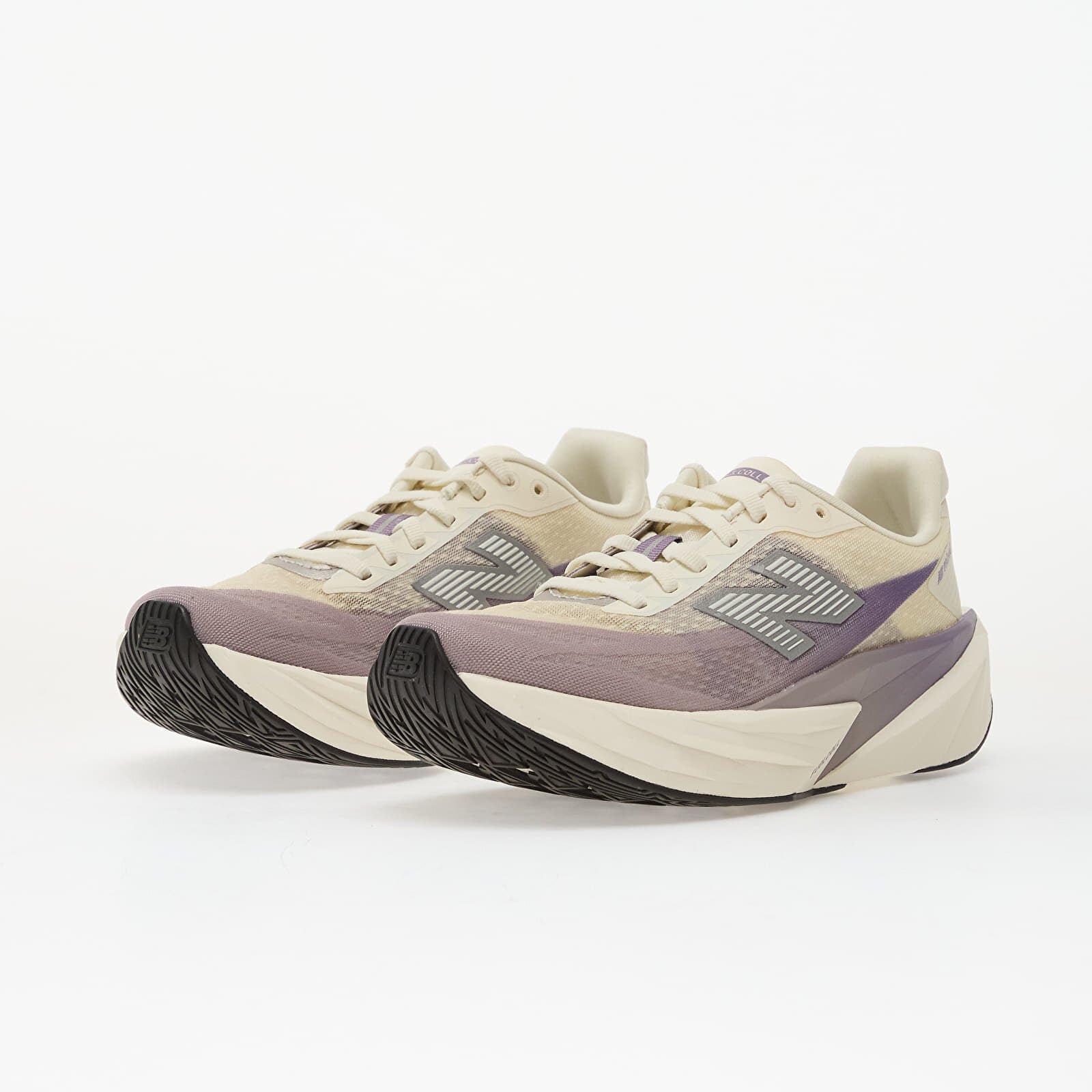 New Balance Сникърси FuelCell Rebel V5 Candied Violet/ Angora