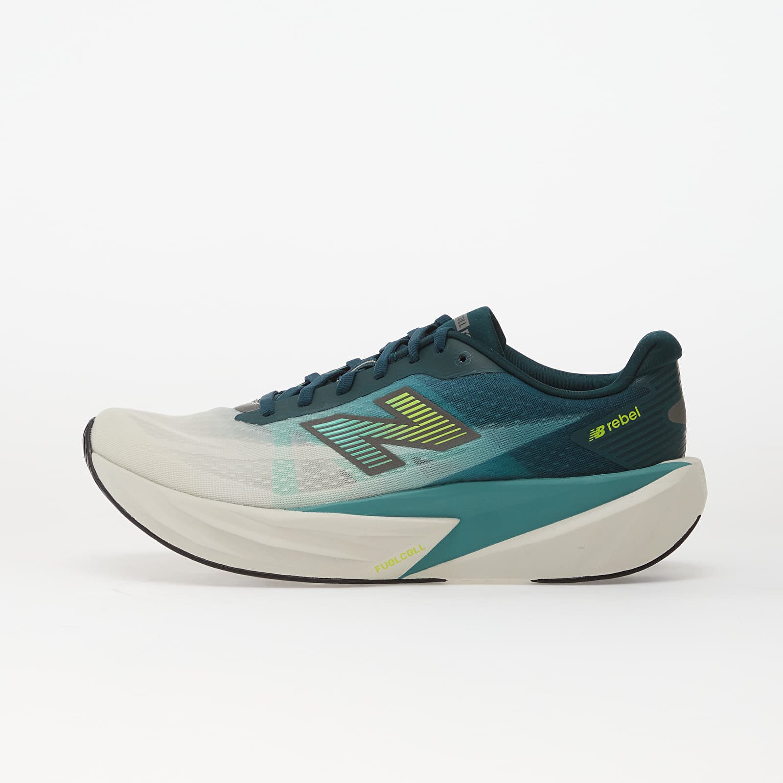 New Balance Сникърси FuelCell Rebel v5 Medusa Green/ Faded Teal