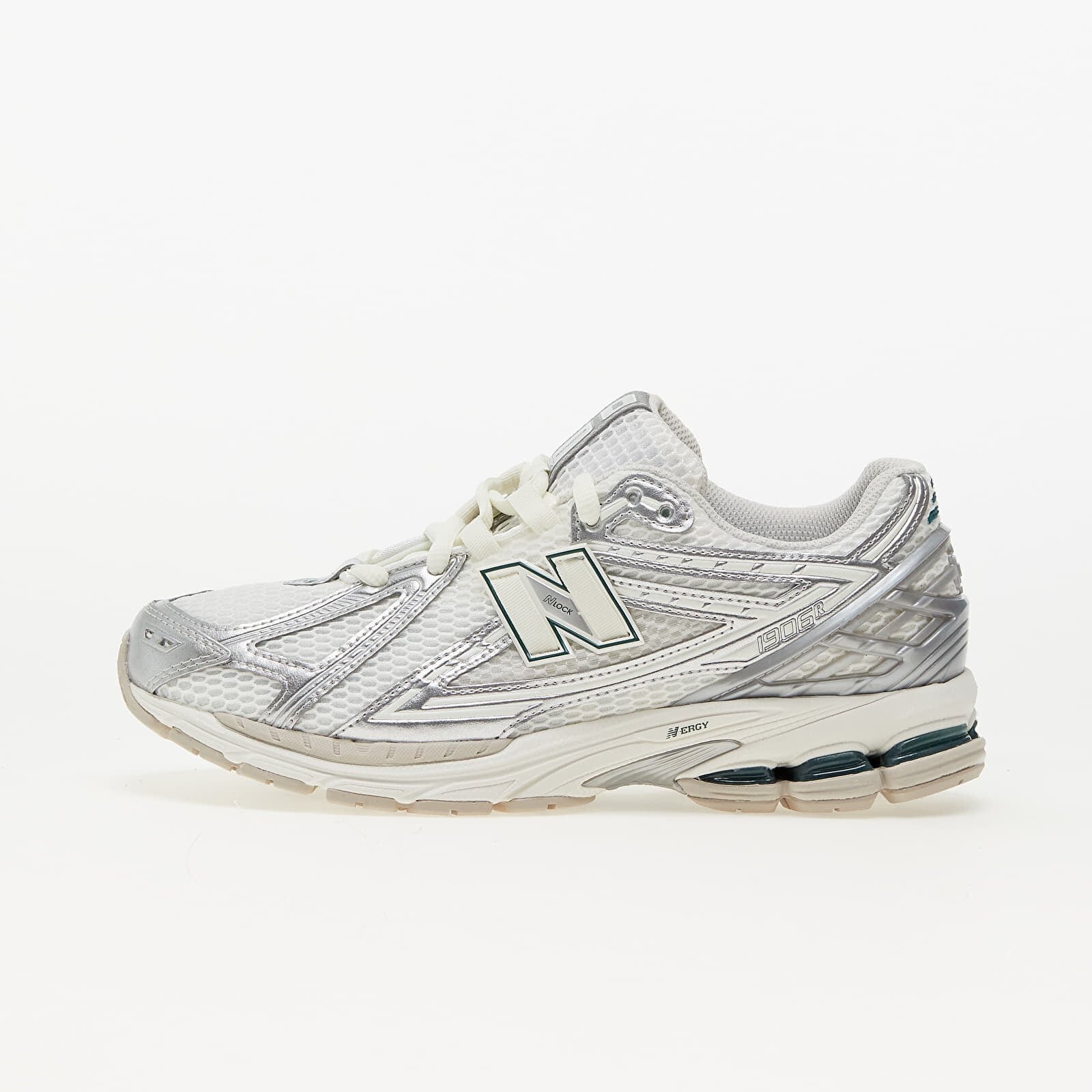 New Balance Сникърси M1906R Silver Metalic/ Sea Salt/ New Spce Ee
