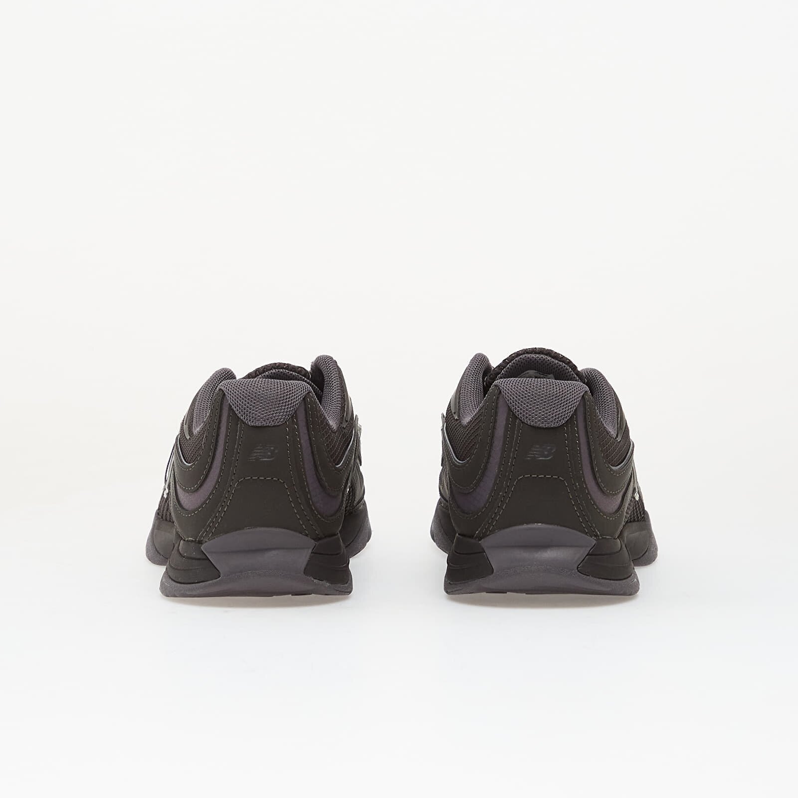 New Balance Сникърси RC56 Black