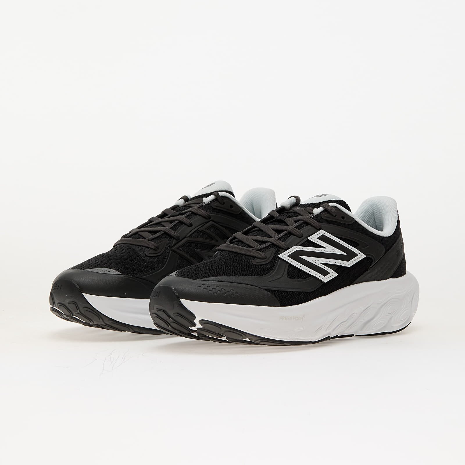 New Balance Сникърси TRN Black/White