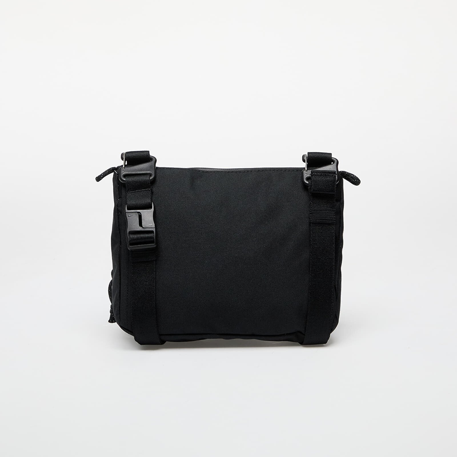 Nike Чанта ACG "DAYMAX" Crossbody Bag 3L Black/ College Grey/ College Grey