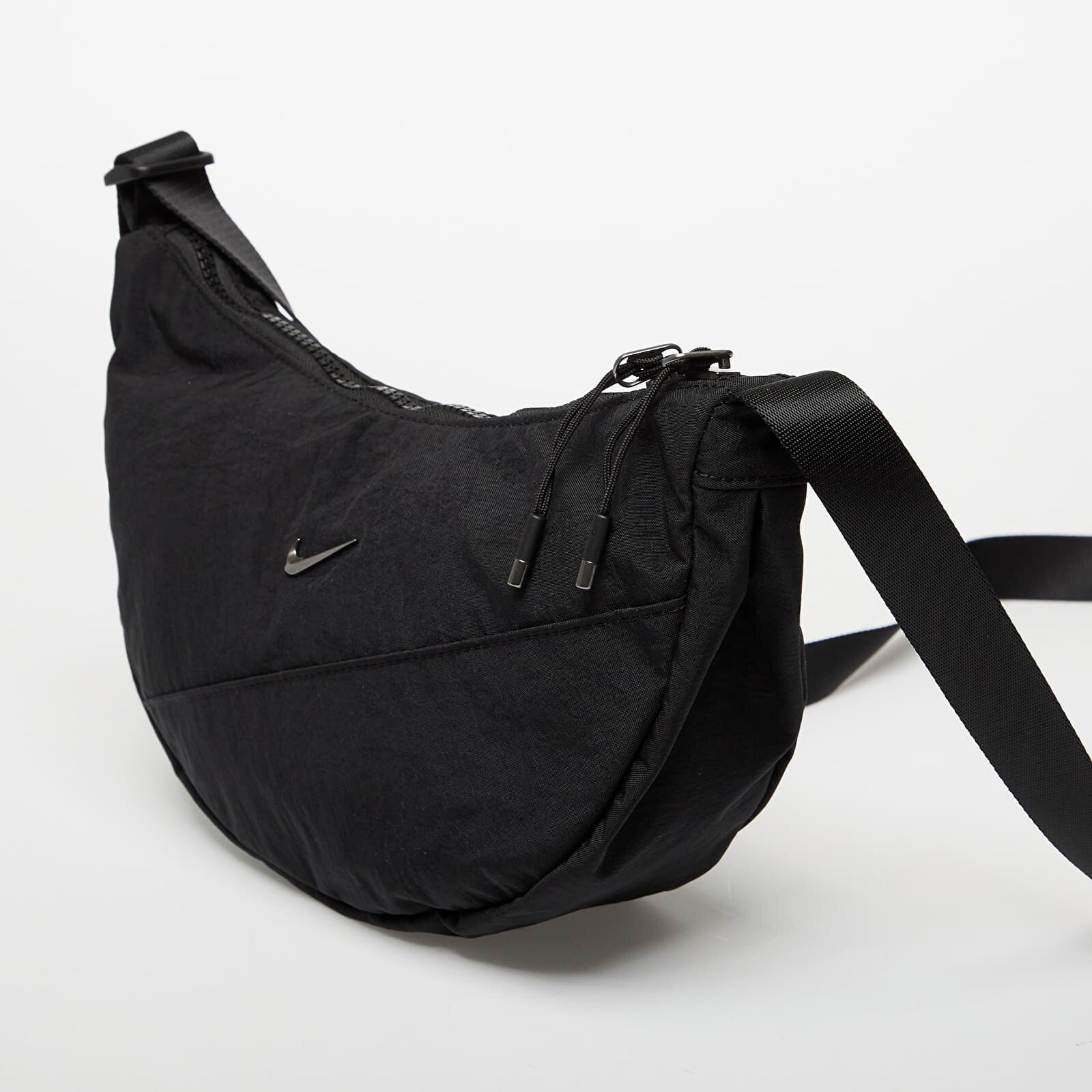 Nike Чанта Aura Crescent Crossbody Bag 4L Black/ Black/ Gunmetal