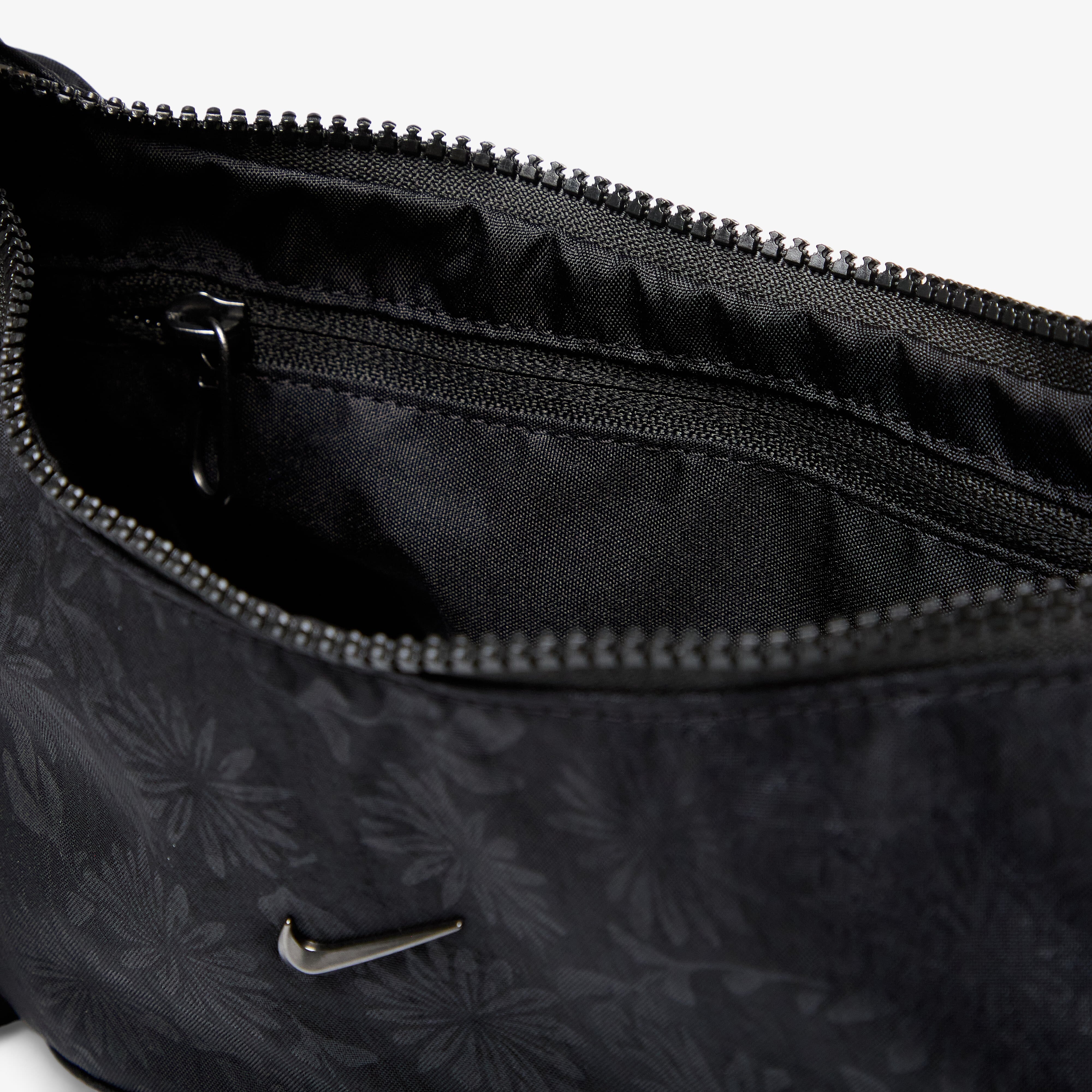 Nike Чанта Aura Floral Crescent Crossbody Bag (4L) Black/ Black/ Gunmetal