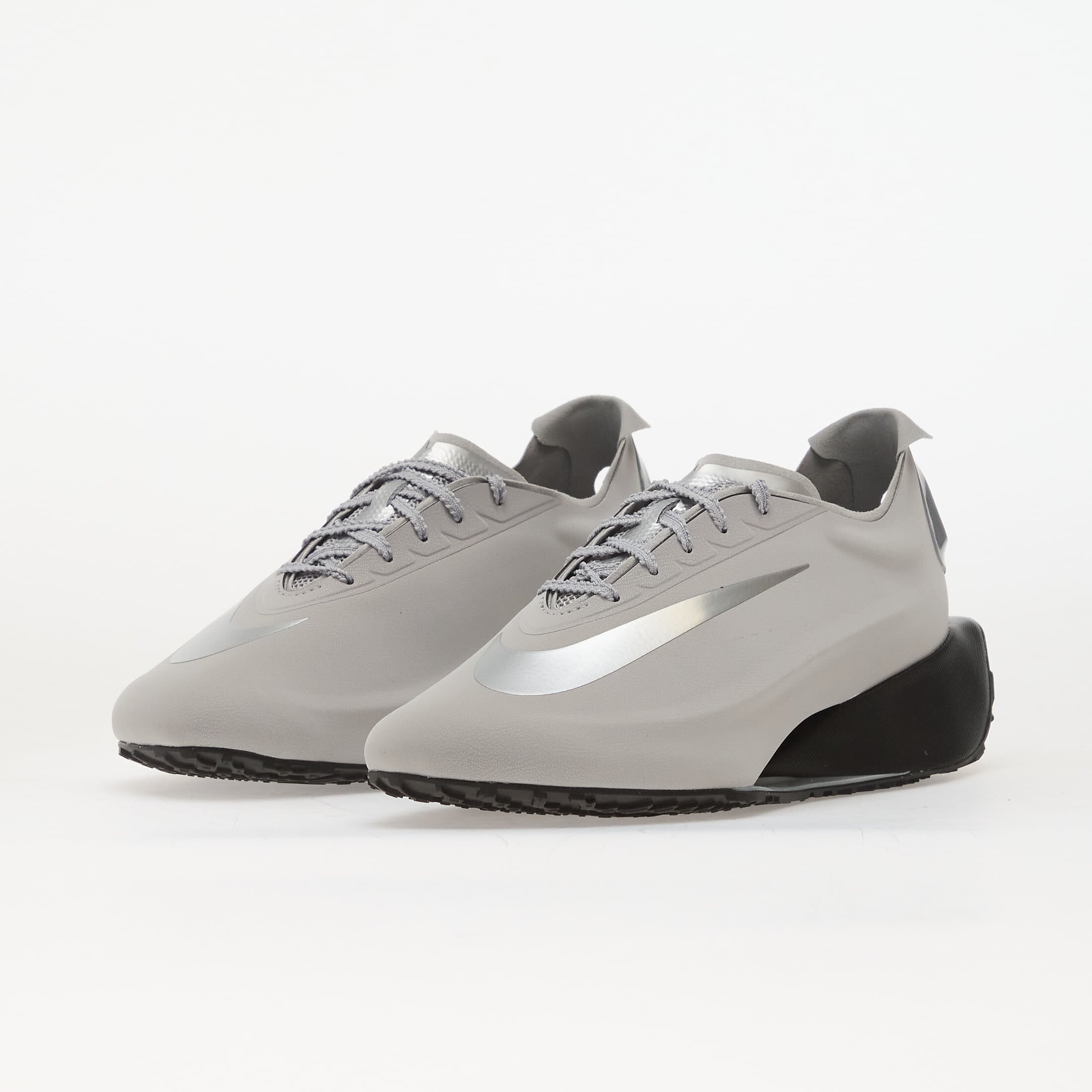 Nike First Sight Noir Flt Silver/ Metallic Silver-Black